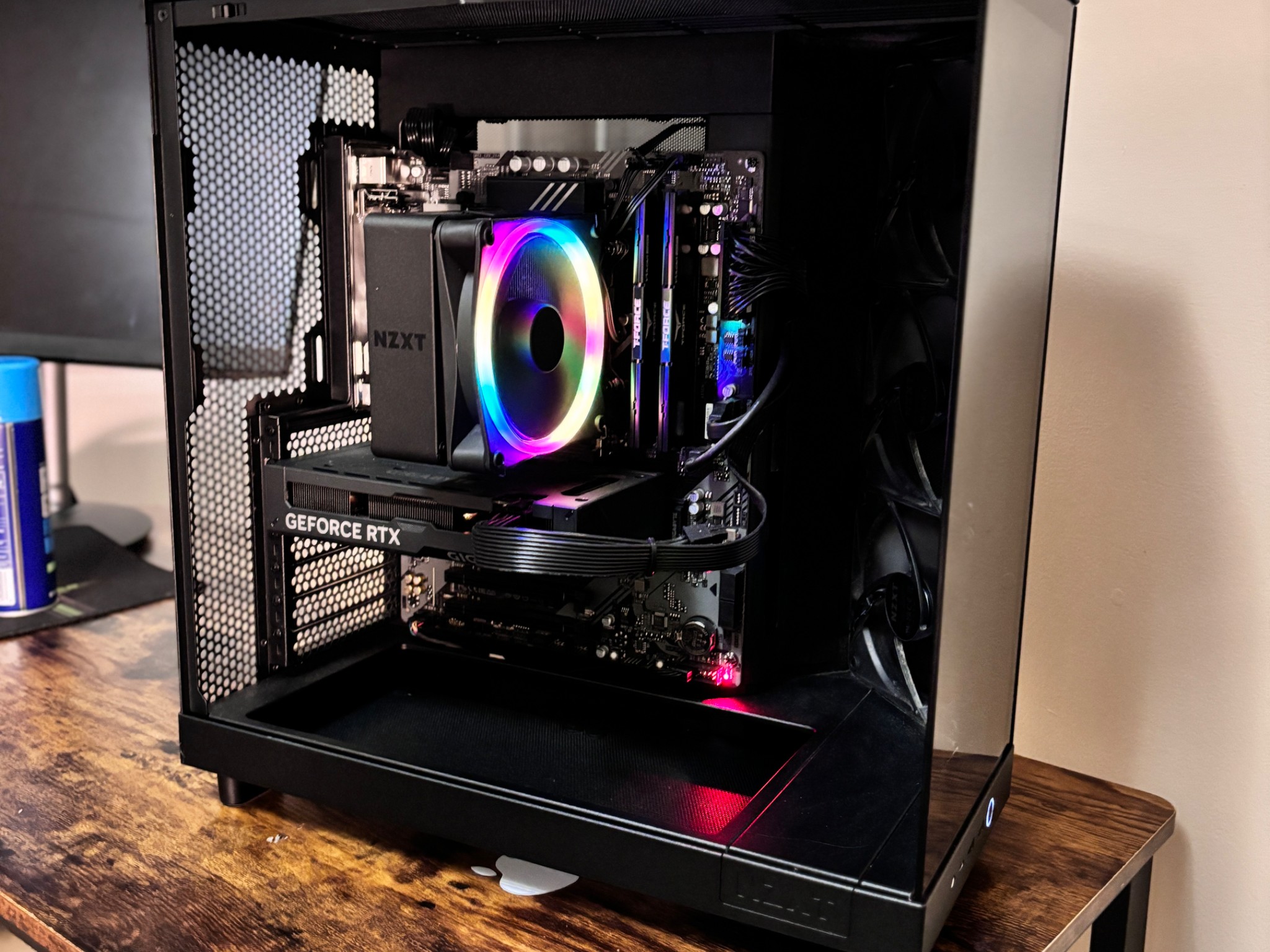 Core i5 - 13400F | RTX 4060 Ti | 16GB DDR5 | 1TBSSD | 650W Gold PSU | RGB FAN |