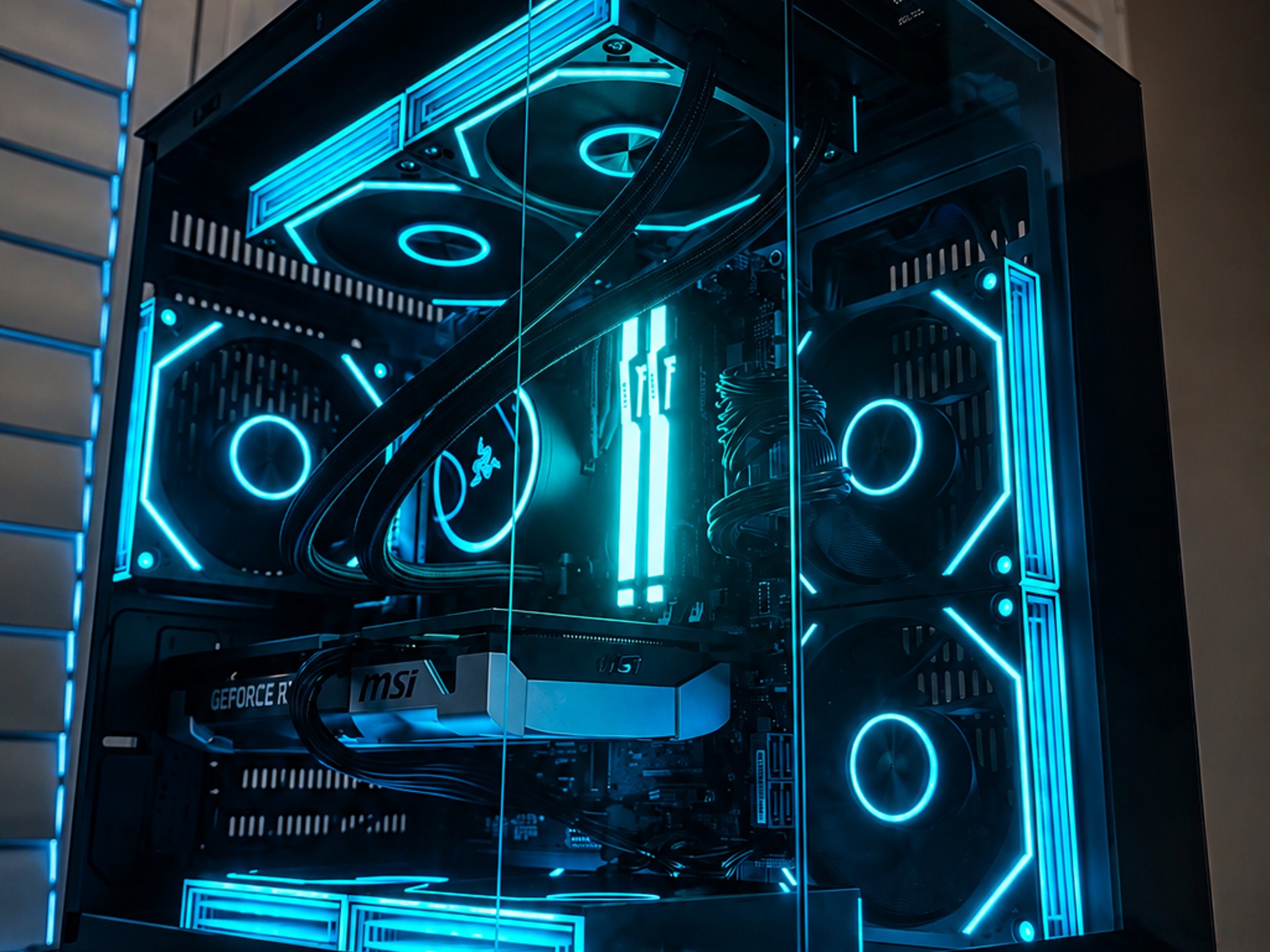 E-Sports Ready Gaming PC — RTX 5060 Ti | Ryzen 5 9600X | 32GB DDR5 | 1TB Gen4 NVMe