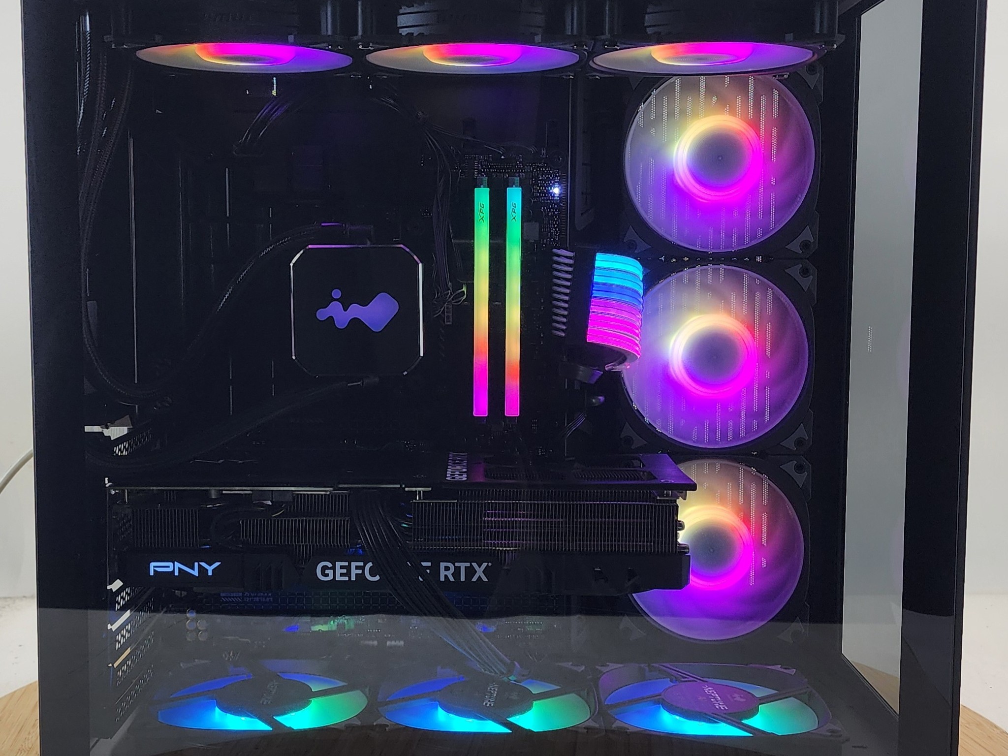 Gaming PC Ryzen 7 9850X3D 32GB RAM 2TB SSD RTX 4070 Ti SUPER 16GB Win11 Computer