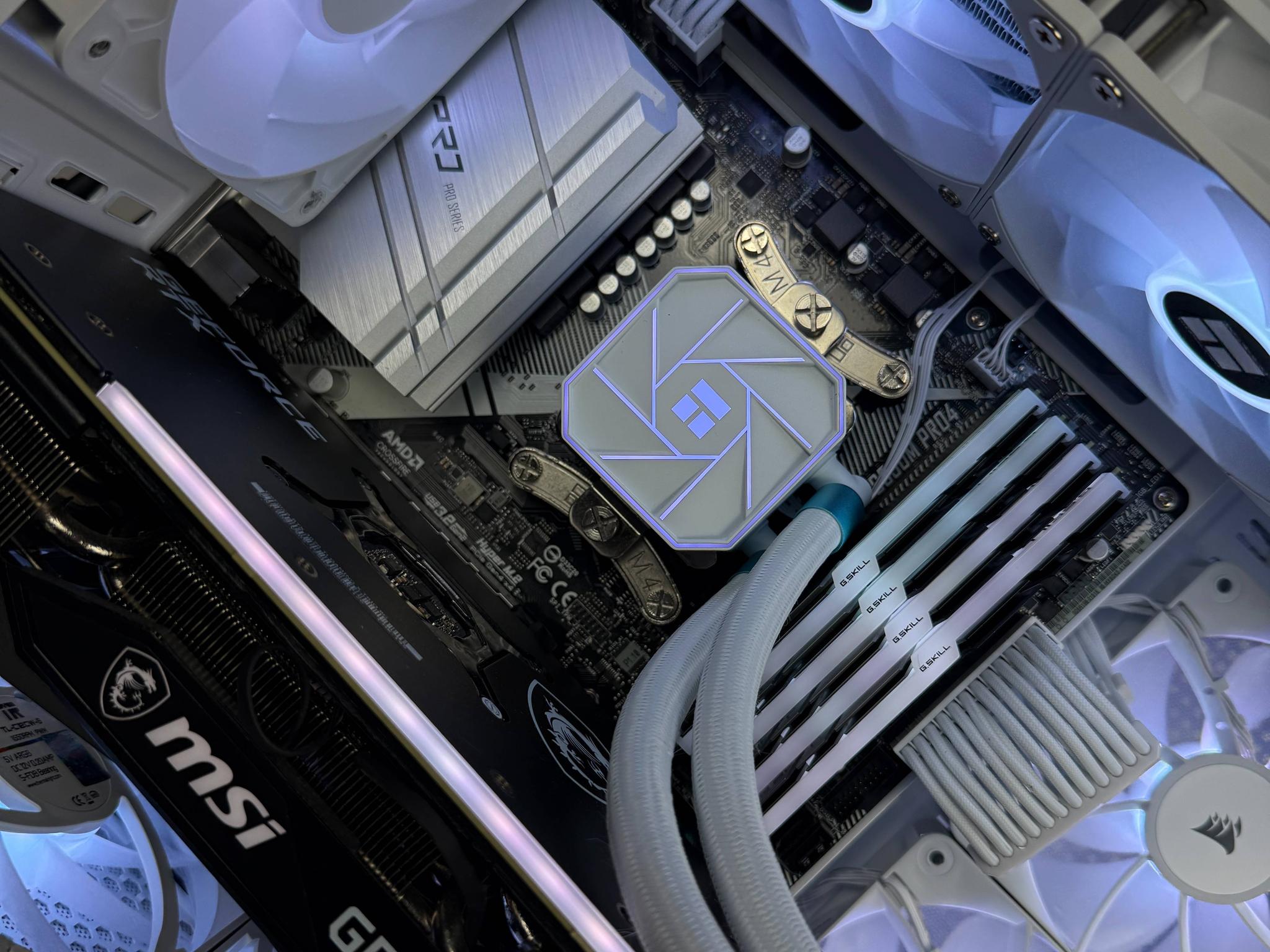 ✨Aurora✨  | 1440p Gaming PC | Ryzen 5 5600x | MSI RTX 3070 Ti | 32GB DDR4 3200MHz