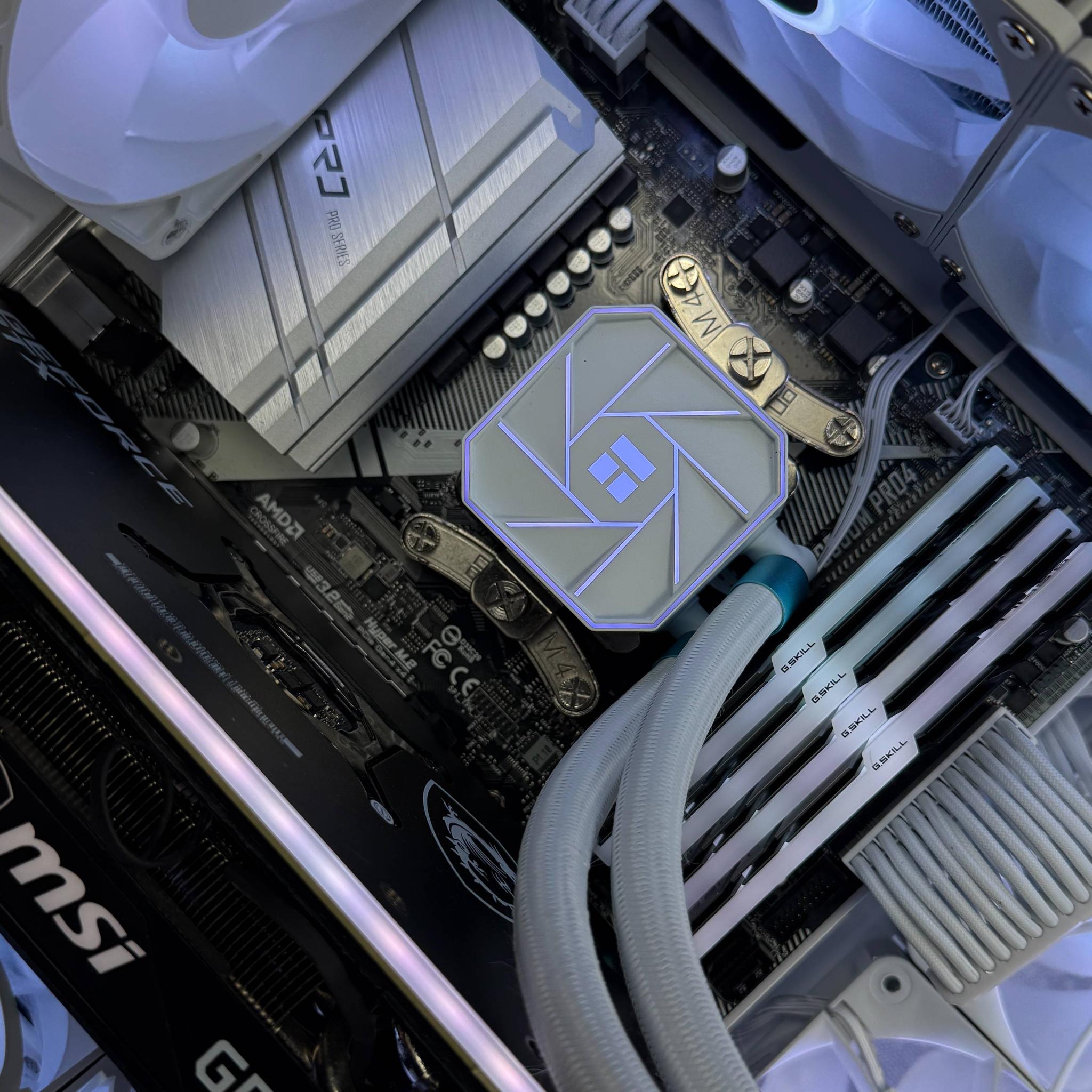 ✨Aurora✨  | 1440p Gaming PC | Ryzen 5 5600x | MSI RTX 3070 Ti | 32GB DDR4 3200MHz
