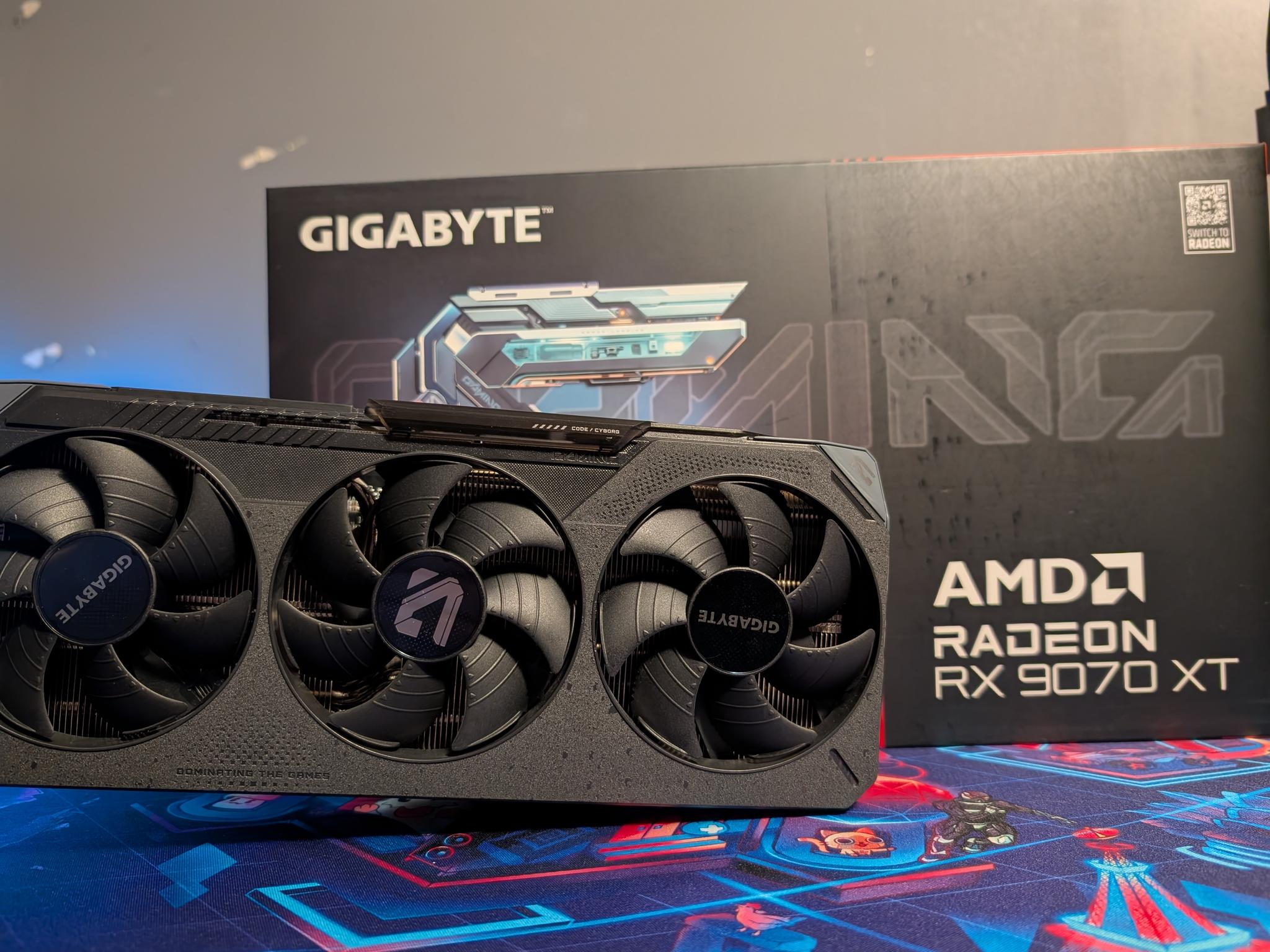 GIGABYTE RX 9070 XT GAMING OC 16G