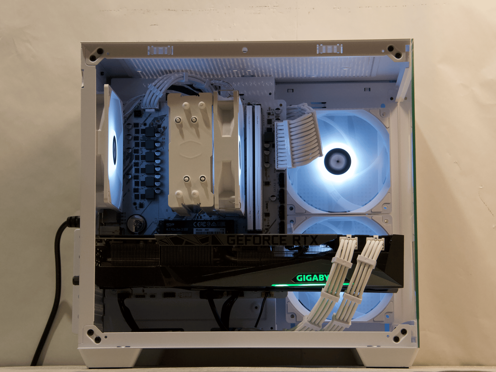 RTX 3080, Ryzen 7 5700X, 32GB DDR4, 1TB NVMe SSD, WiFi - 1440p Gaming PC