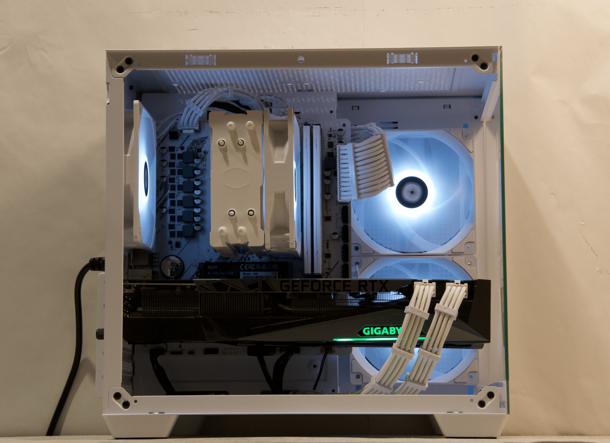 RTX 3080, Ryzen 7 5700X, 32GB DDR4, 1TB NVMe SSD, WiFi - 1440p Gaming PC