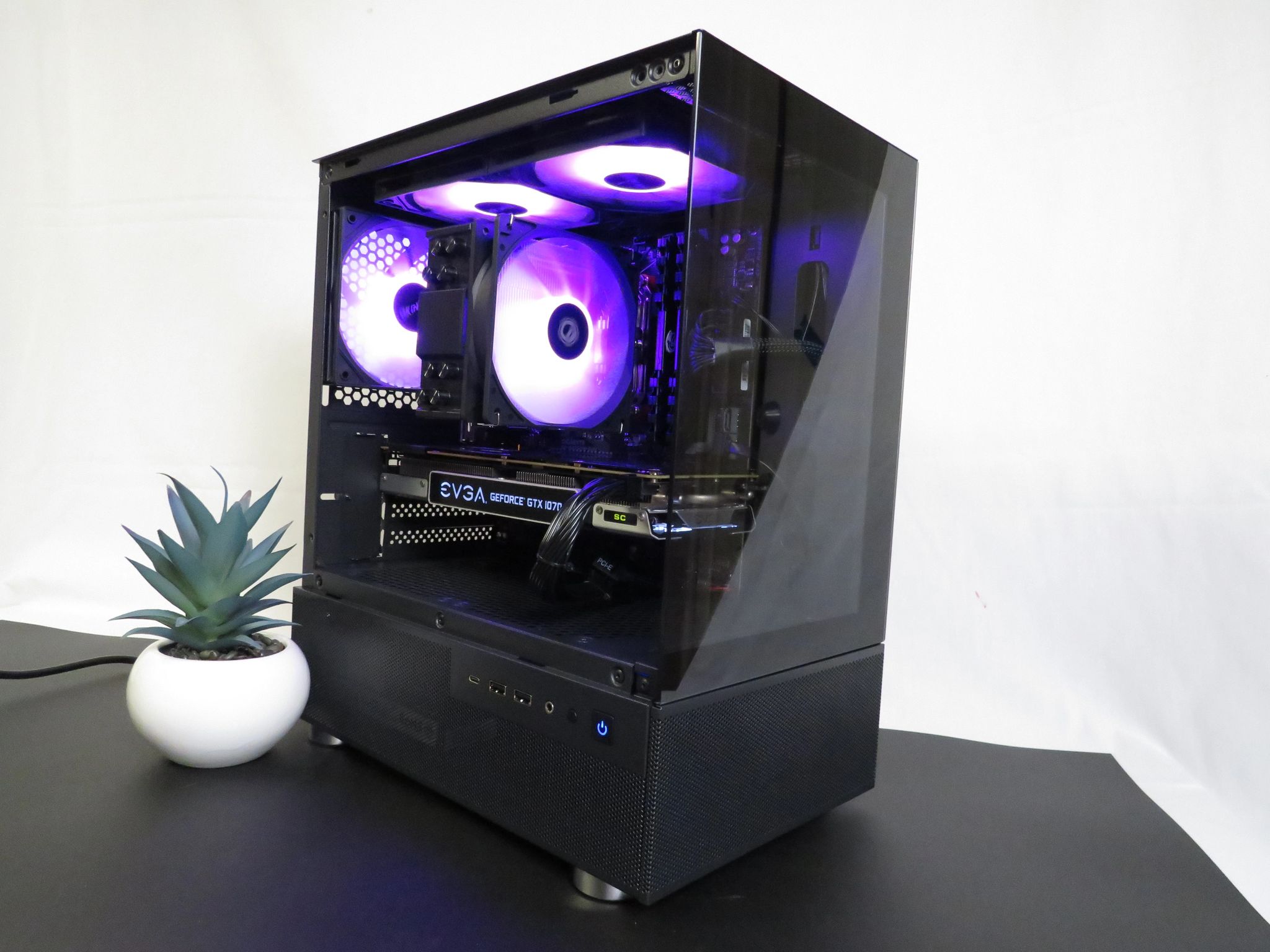 Budget gaming MASTER! Ryzen 5 2600X + GTX 1070 SC + 16 GB DDR4 + 1 TB SSD