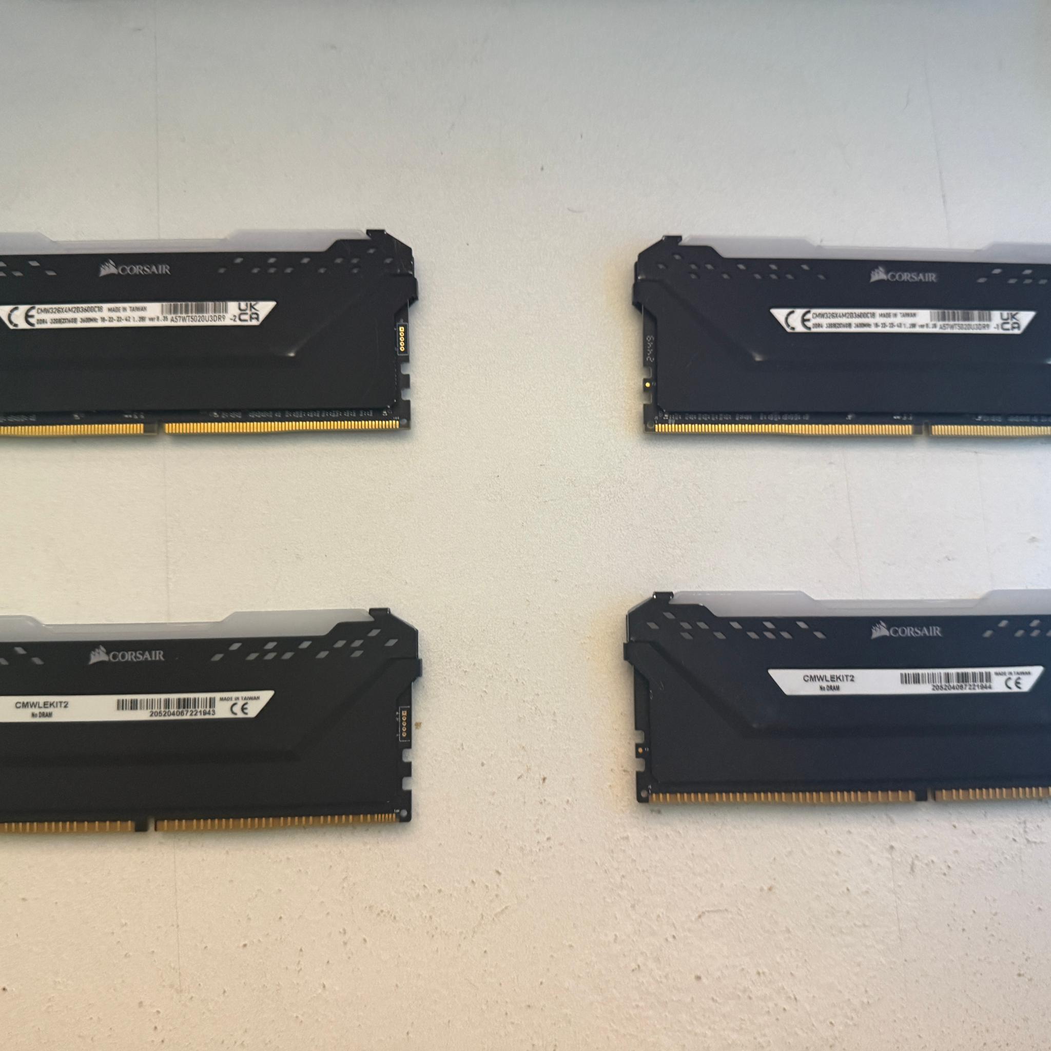 Corsair Vengeance pro 32GB and Lighting Sticks