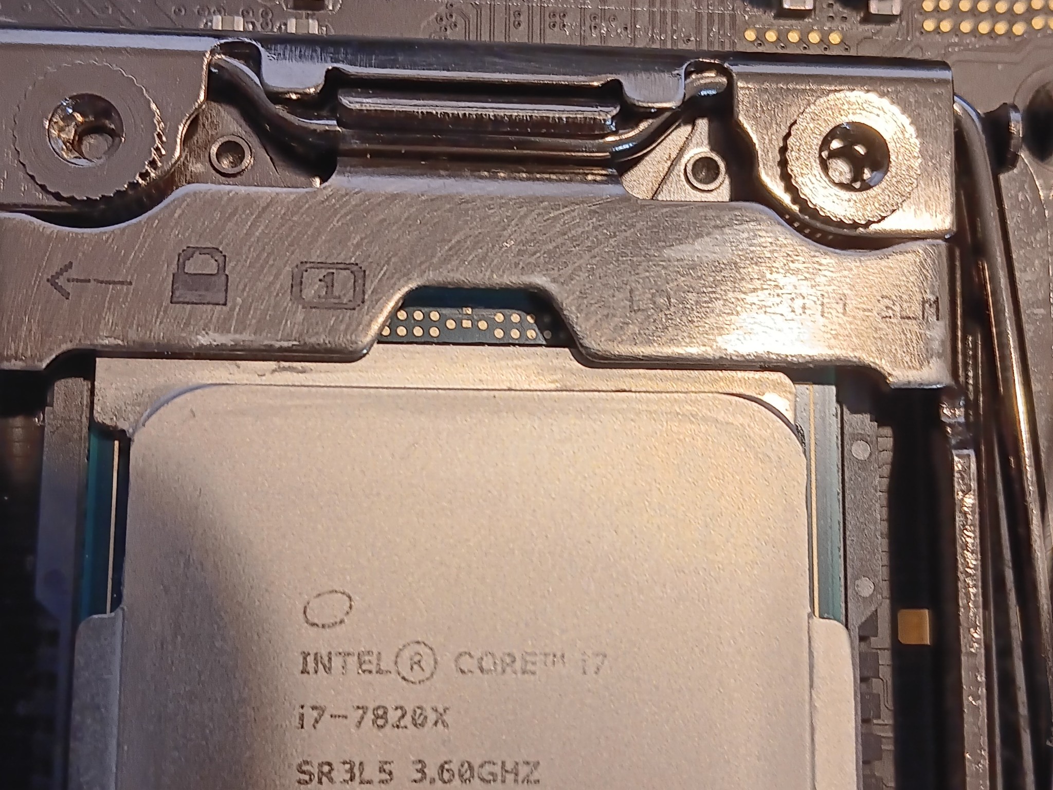 Intel Core i7-7820X (SR3L5) Socket 2066 CPU Tested and Working