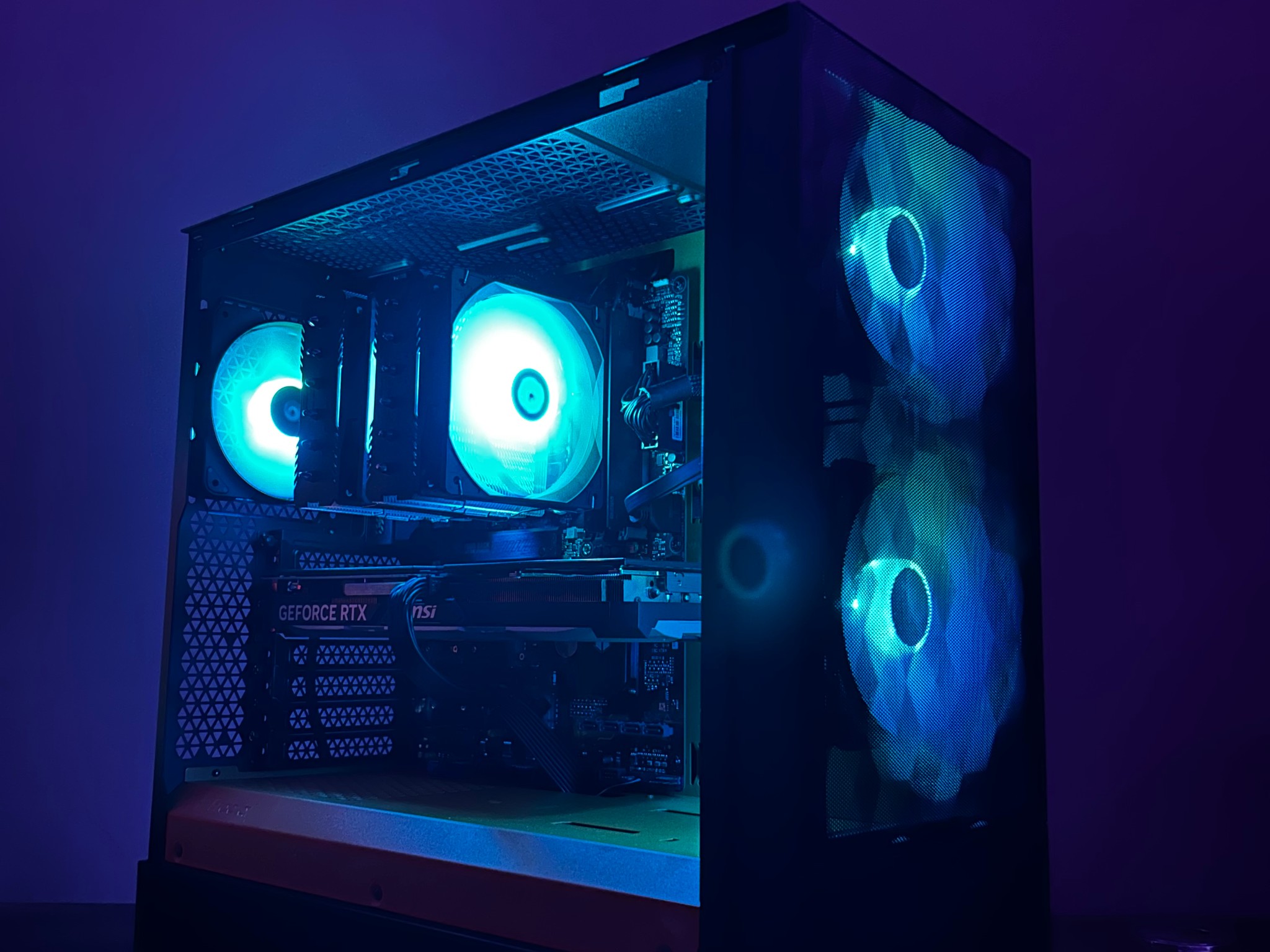 Rtx 4070 OC | Ryzen 5 7600x | 16gb DDR5 | 1tb Storage