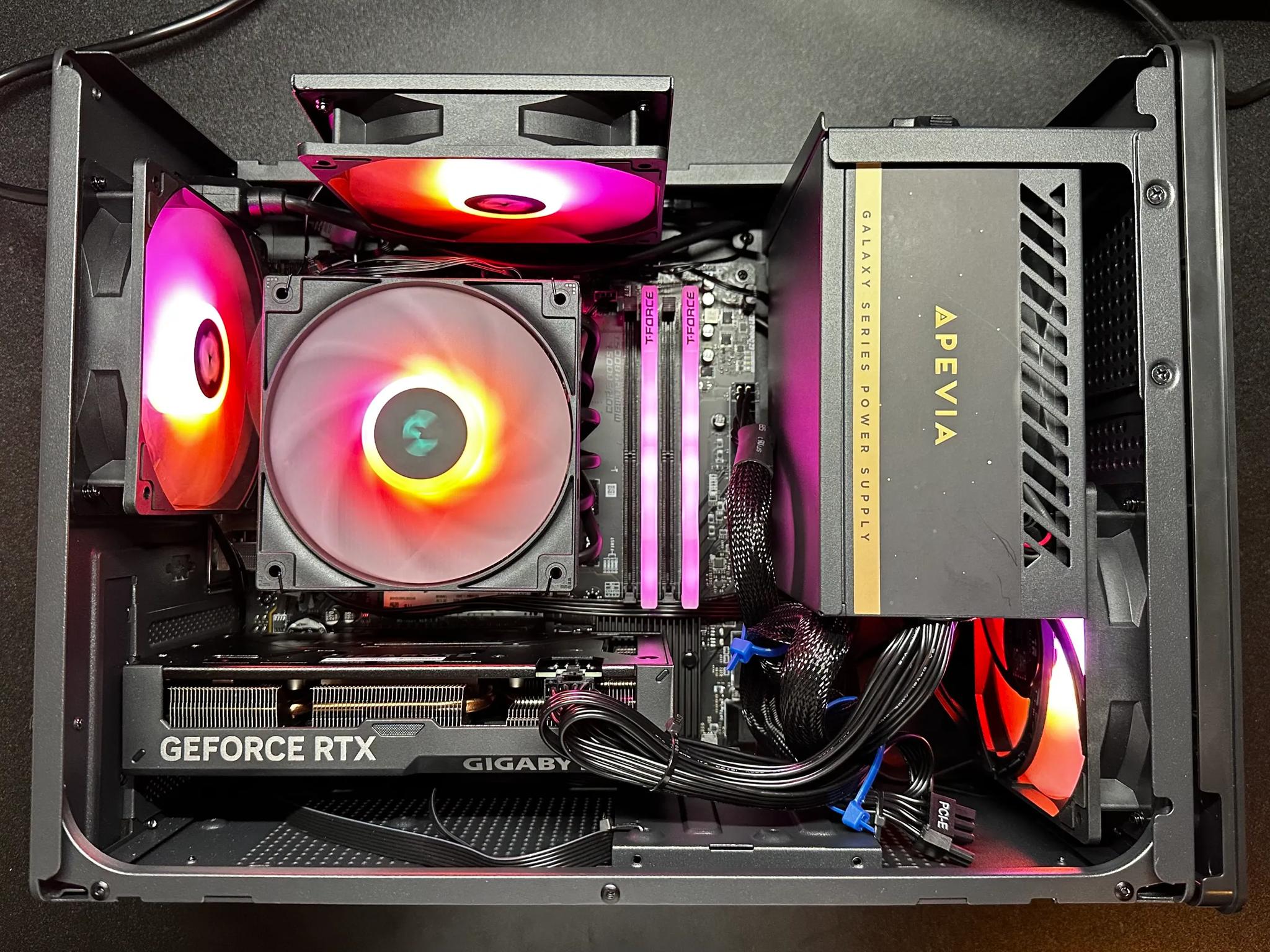 Custom Mini PC Build (Ryzen 5 7600X, 32GB RAM, 1 TB SSD, RTX 4060 Ti 16GB)