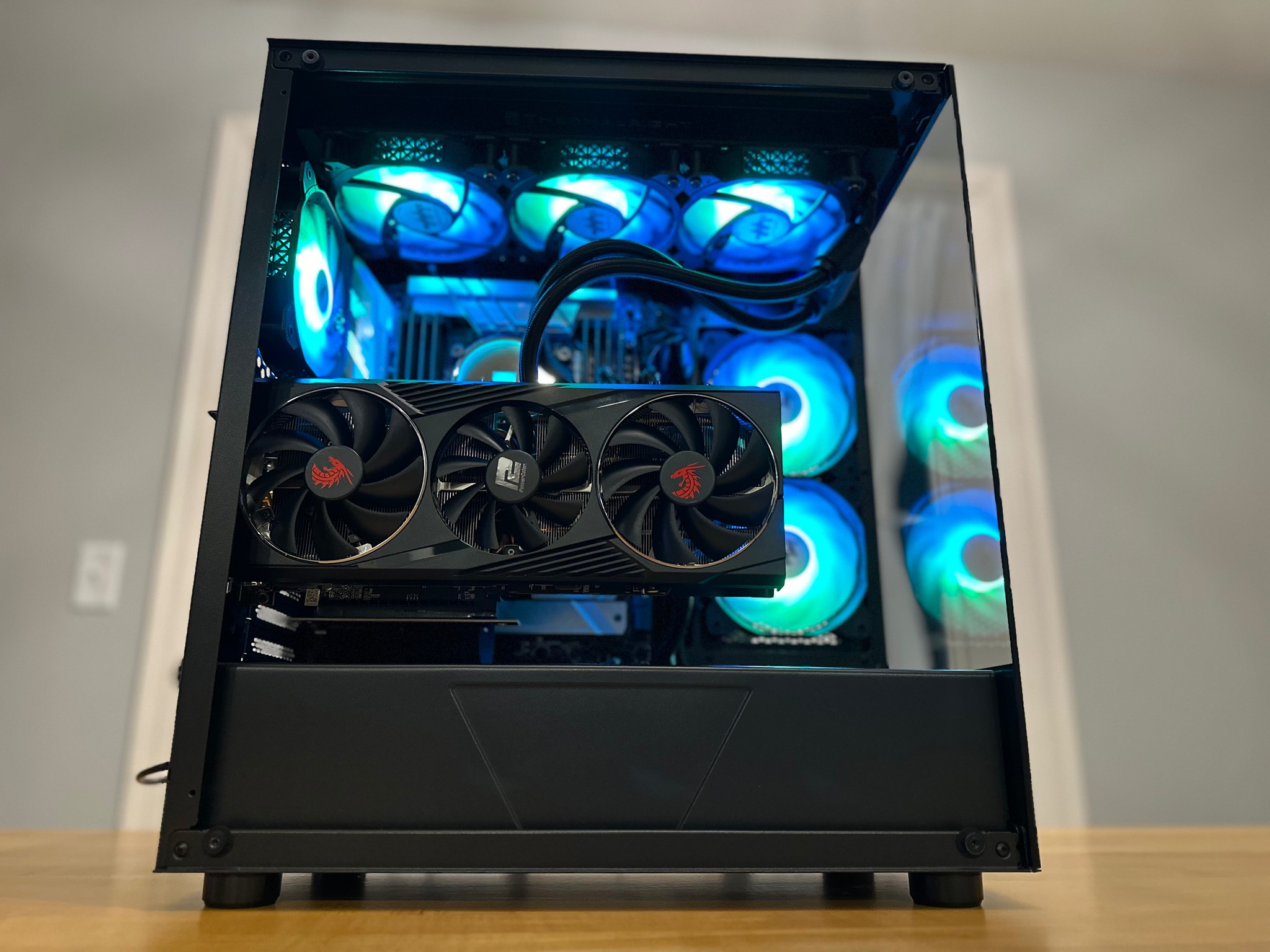 🫨🖤|RX 6800 XT, Core i7 7800x, 64gb DDR4, 1tb SSD, WiFi Equipped AIO Cooled Gaming PC!