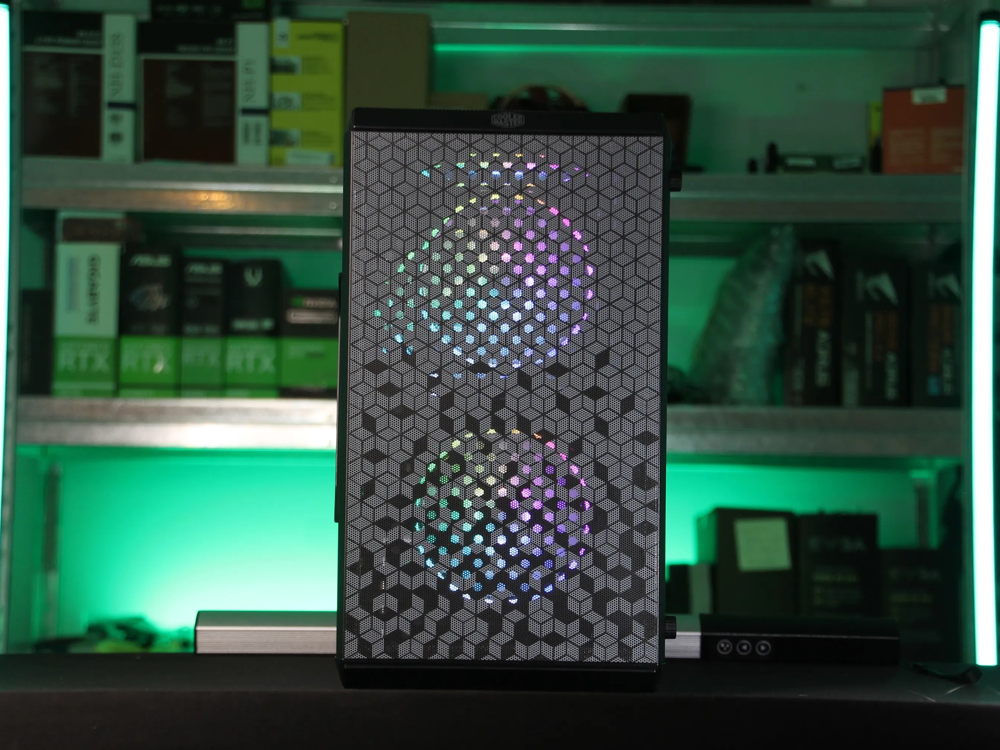 "FLCN" // Ryzen 5 3600, RTX 2070 // Entry-Level Gaming PC