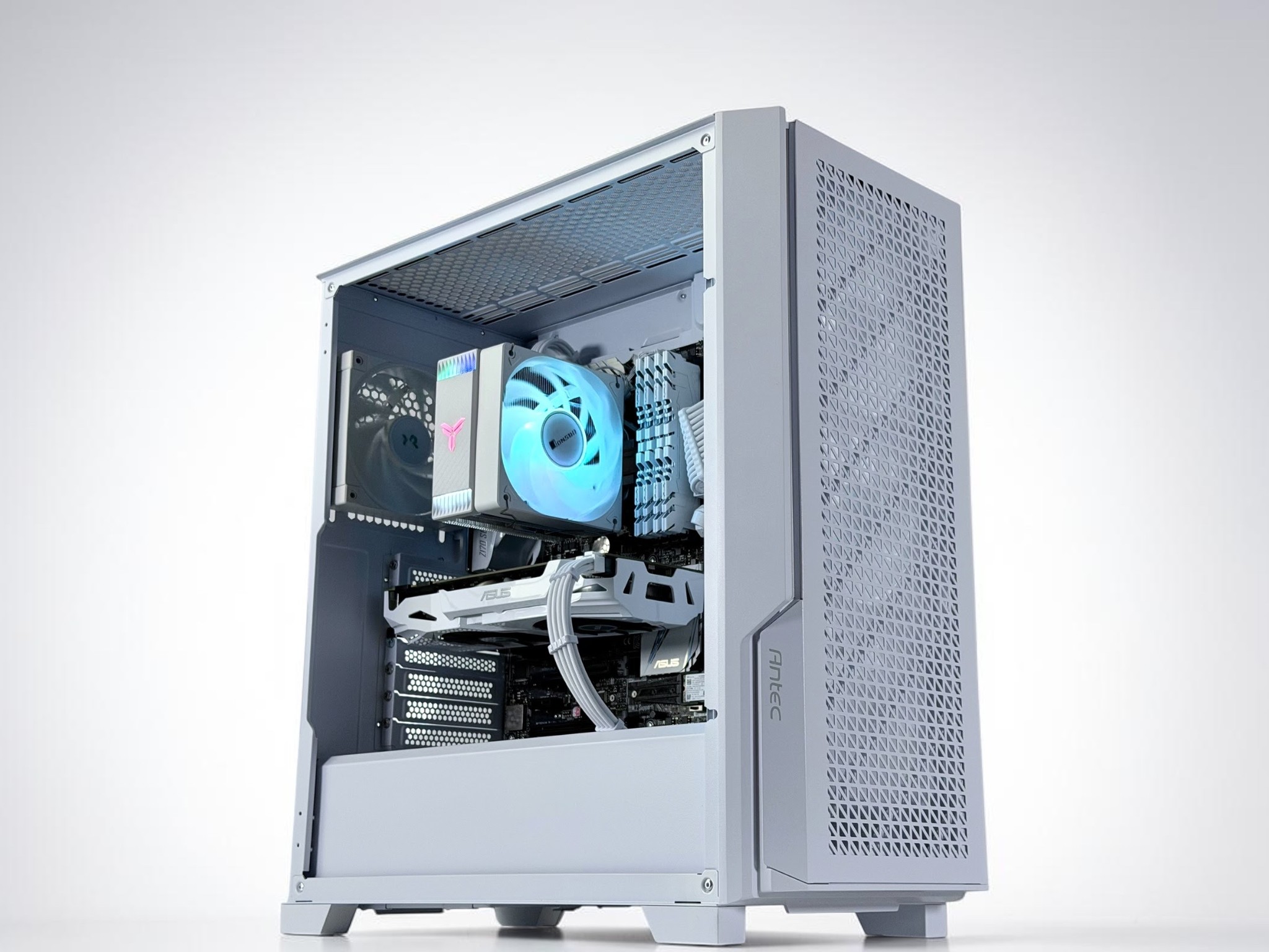 🤍🐻‍❄️Starter Gaming PC⚪ Nvidia GTX 1070 8GB⚪Intel i5 6600⚪16GB DDR4⚪500GB NVME