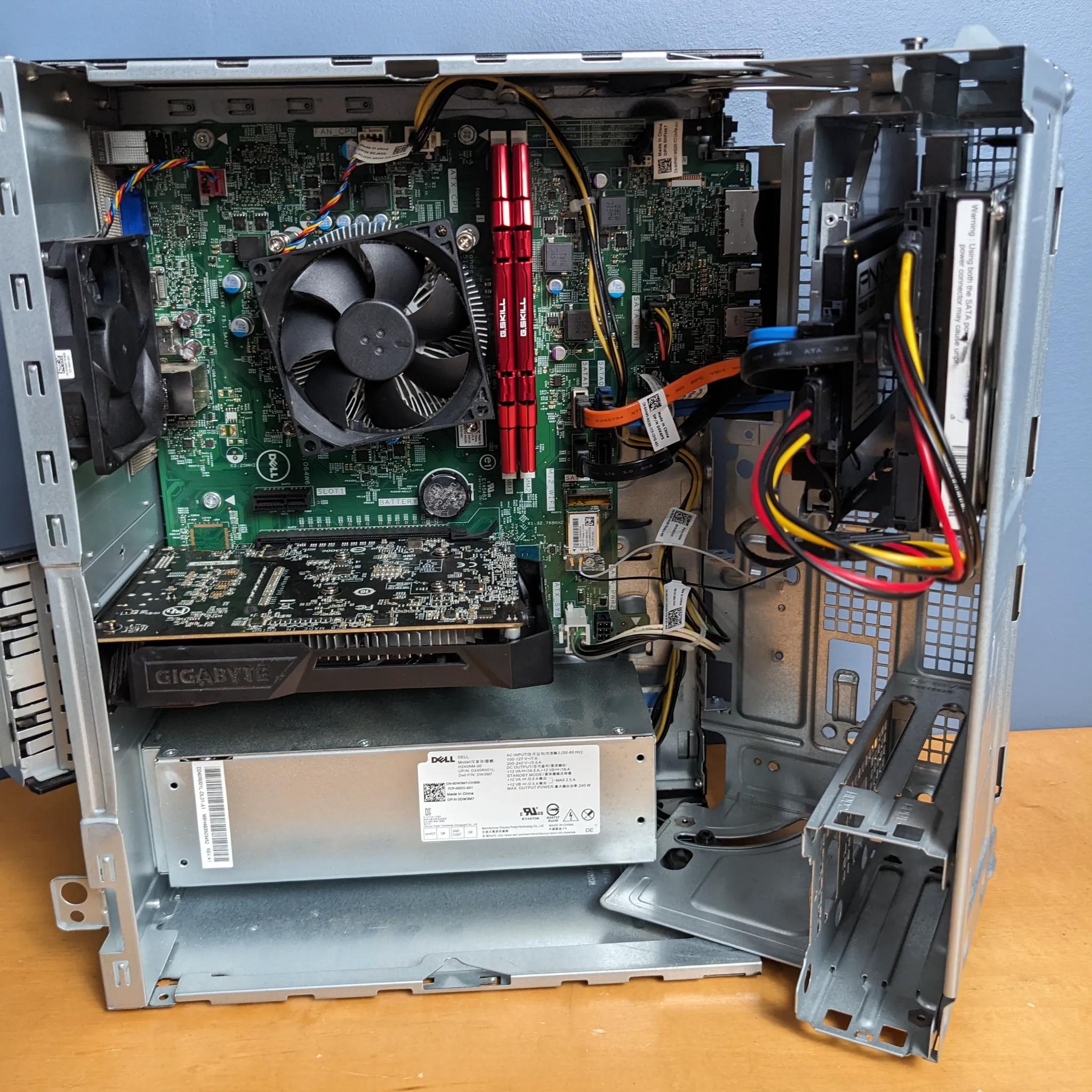 Budget Light Gaming PC - Luz Veloz - i5-7400 - RX 550 2GB - 8GB DDR4 - 1TB SSD/HDD