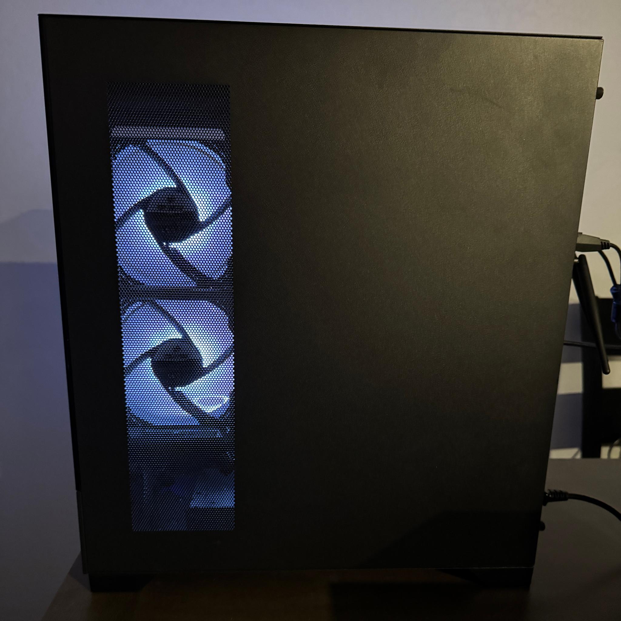 Custom Gaming PC | Ryzen 5 8500G|EVGA GTX 1070|MSI 650 MB|16GB RAM|1TB MVNE|Okinos Aqua 7 case