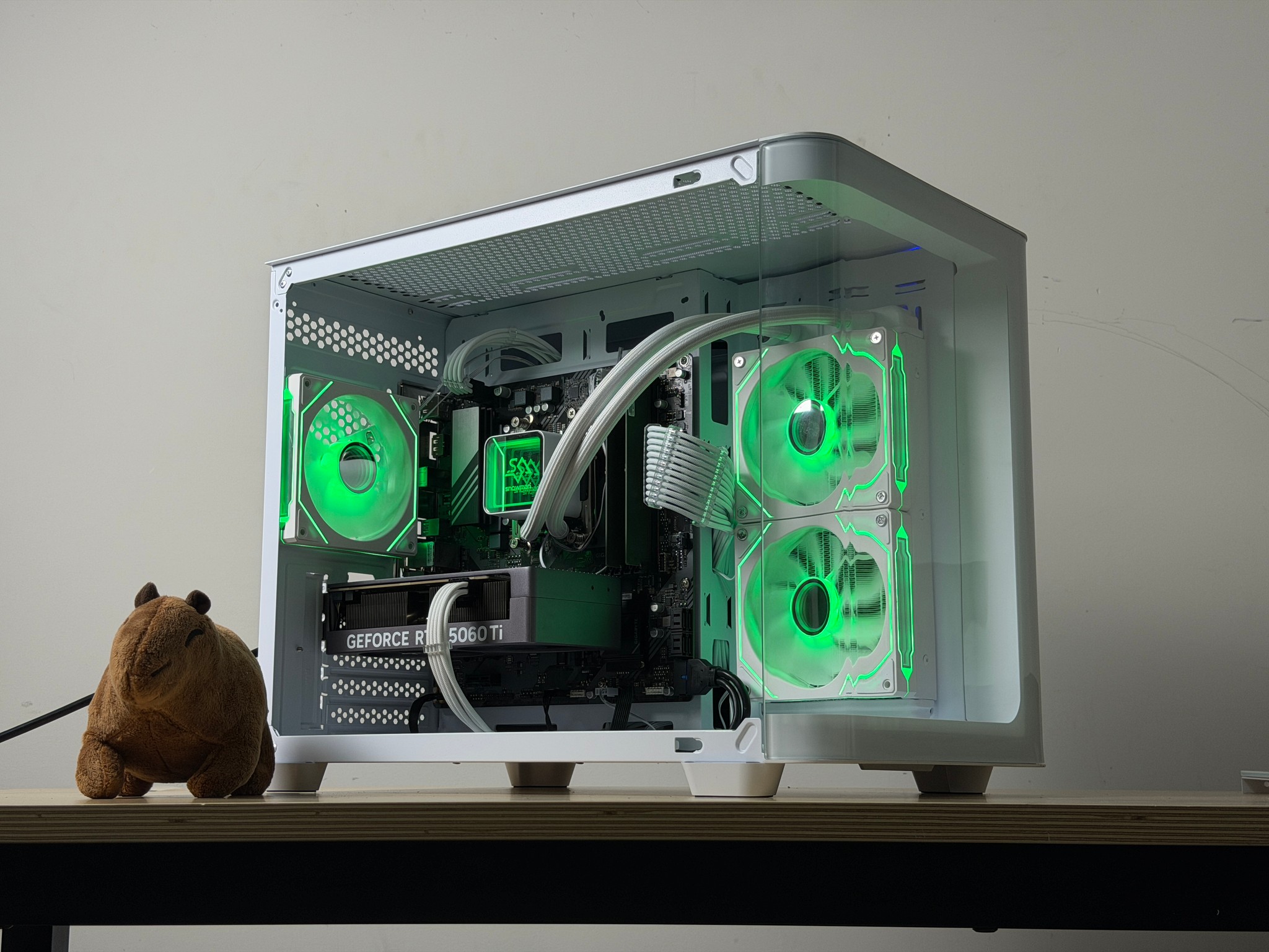 RYZEN RTX 5060 Ti 8GB Custom Gaming PC - Ryzen 5 9600X