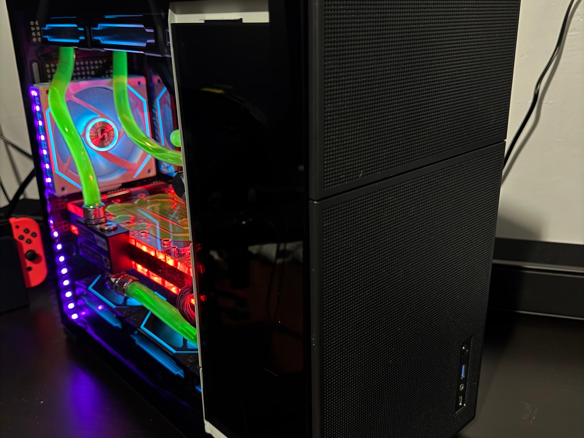 GeForce RTX 4090 Custom Gaming PC - Core i9-13900K, 32GB RAM