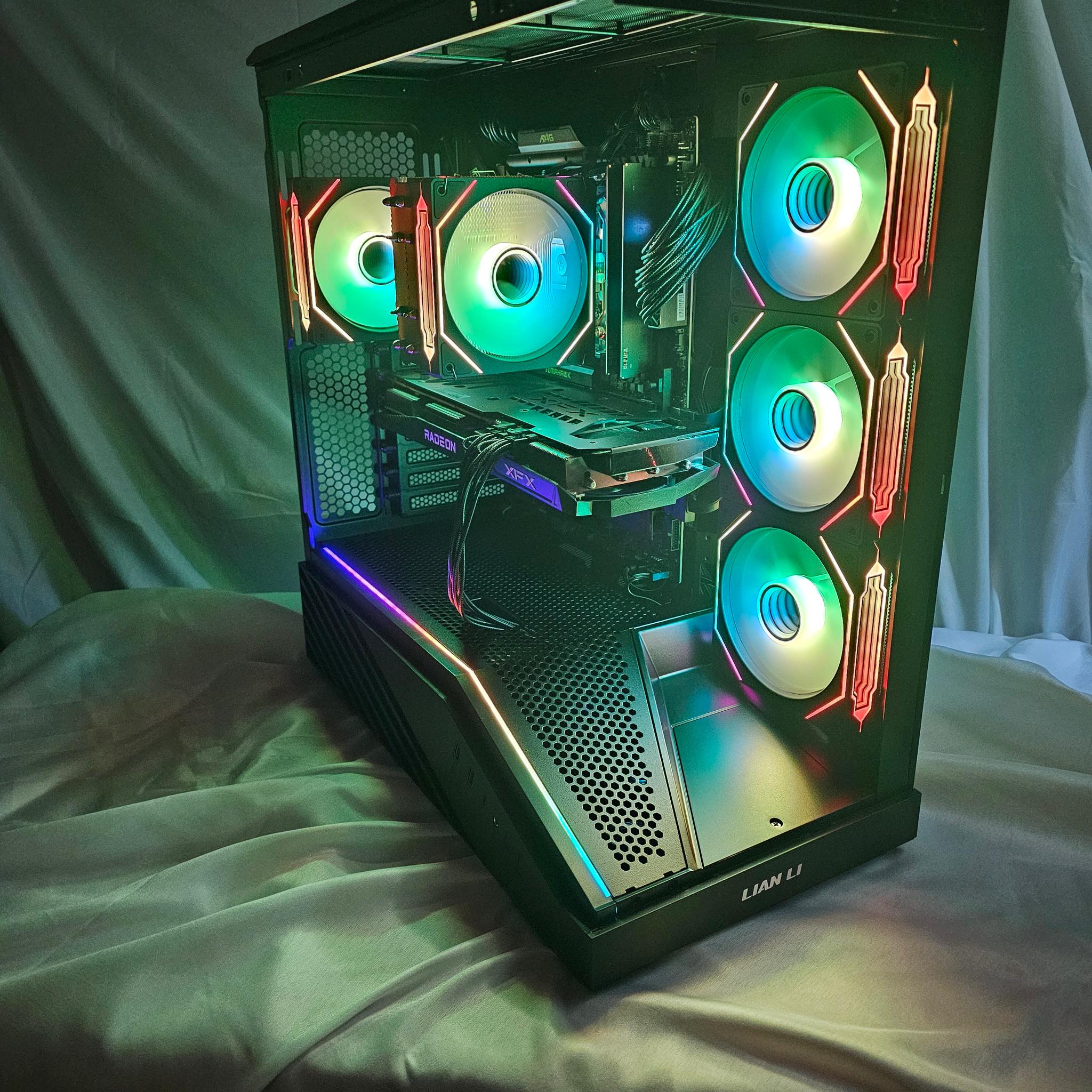 Échelon INVICTUS AM5 - Ryzen 5 7600X, 5060, 16GB DDR5 Dual Channel, 1TB NVME + 1TB HDD, WiFi7