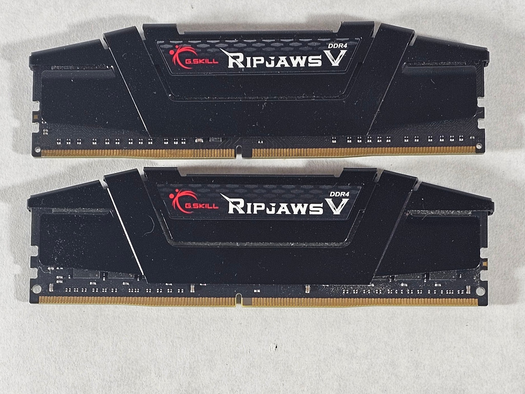 32GB DDR4 (2x16GB) CL16 3200MT/s G.Skill Ripjaws V