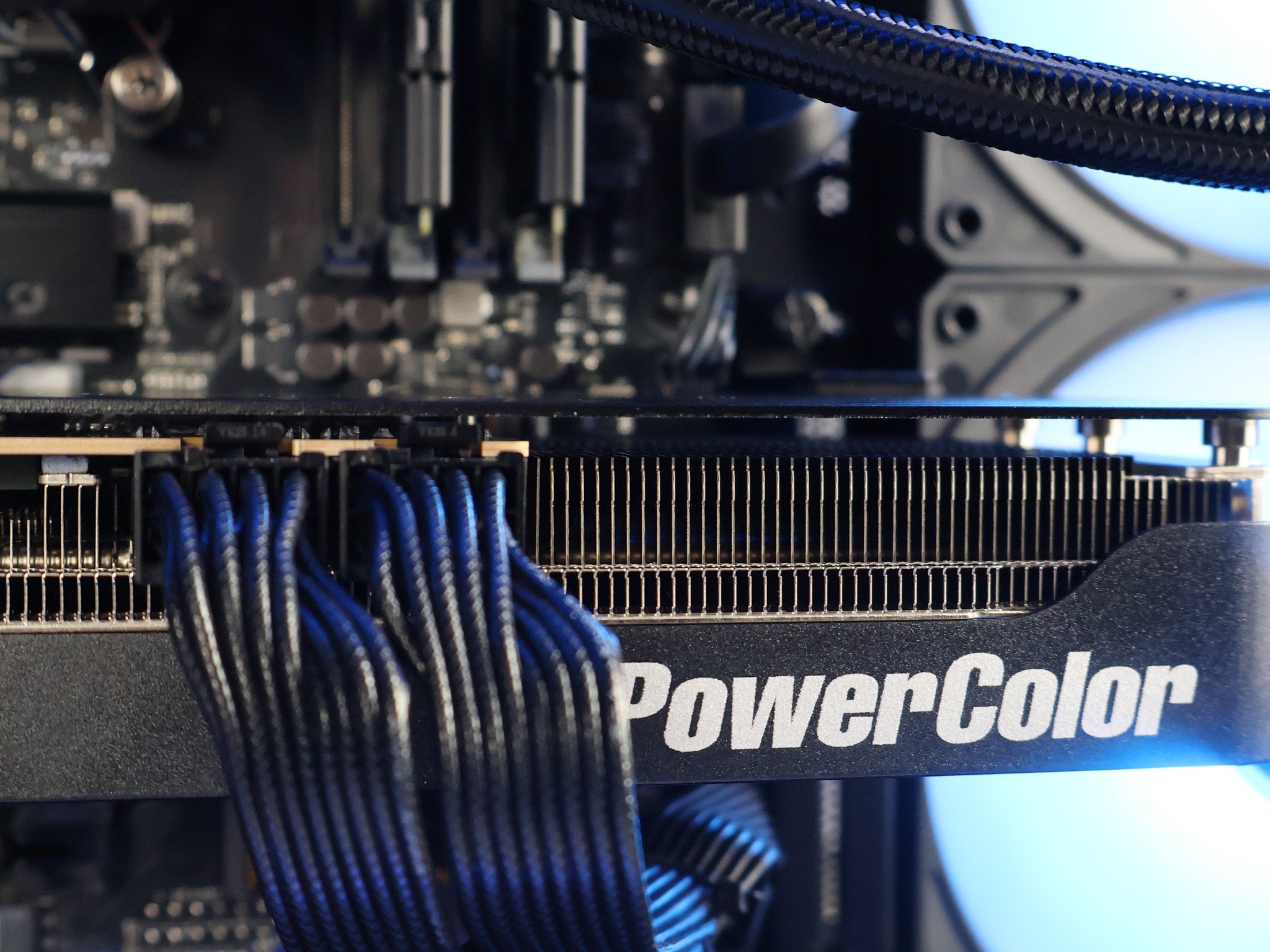 ⚫ Ryzen 7 9700X/RX 9070XT 16GB Gaming/Streaming PC ⚫