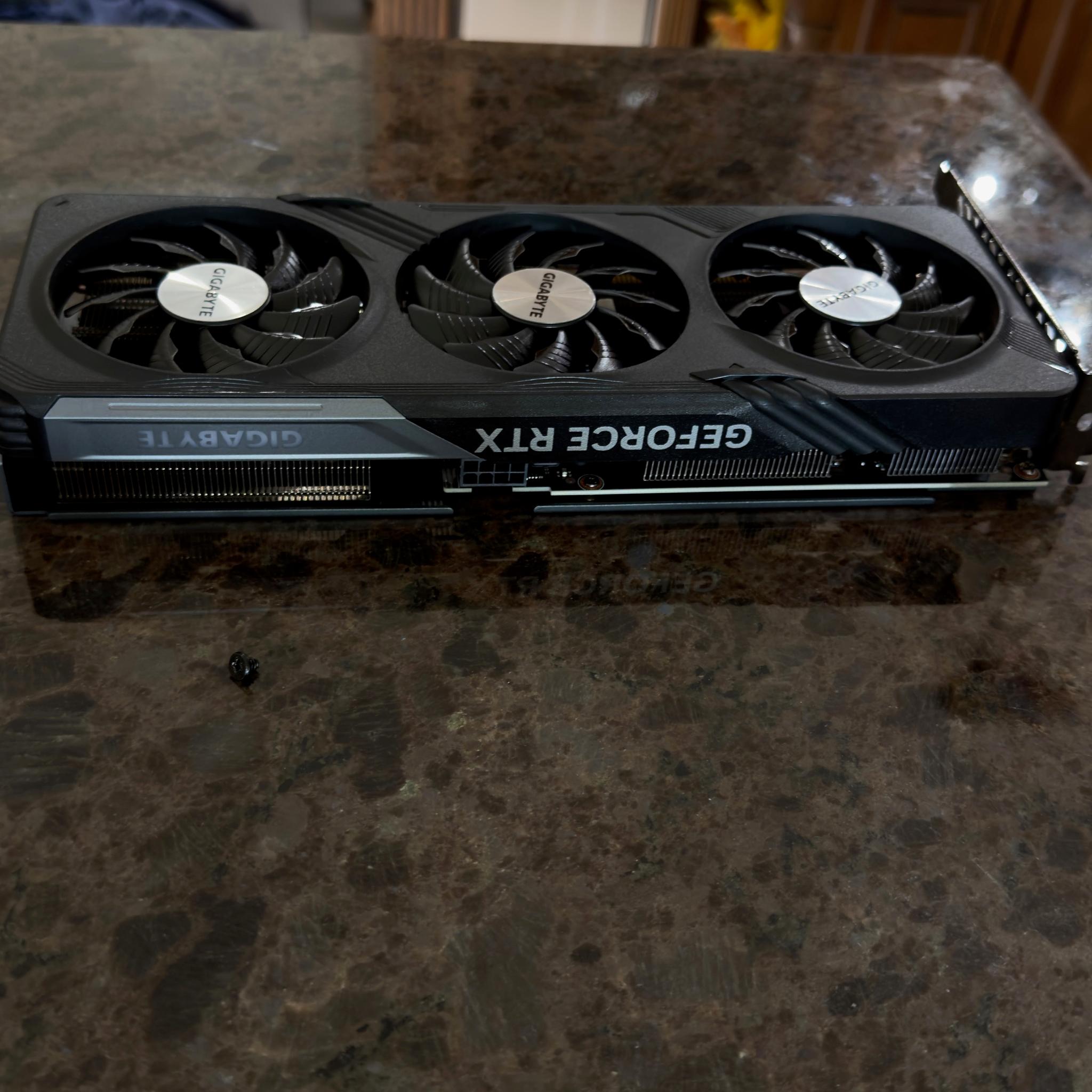 GIGABYTE GAMING OC GeForce RTX 4060