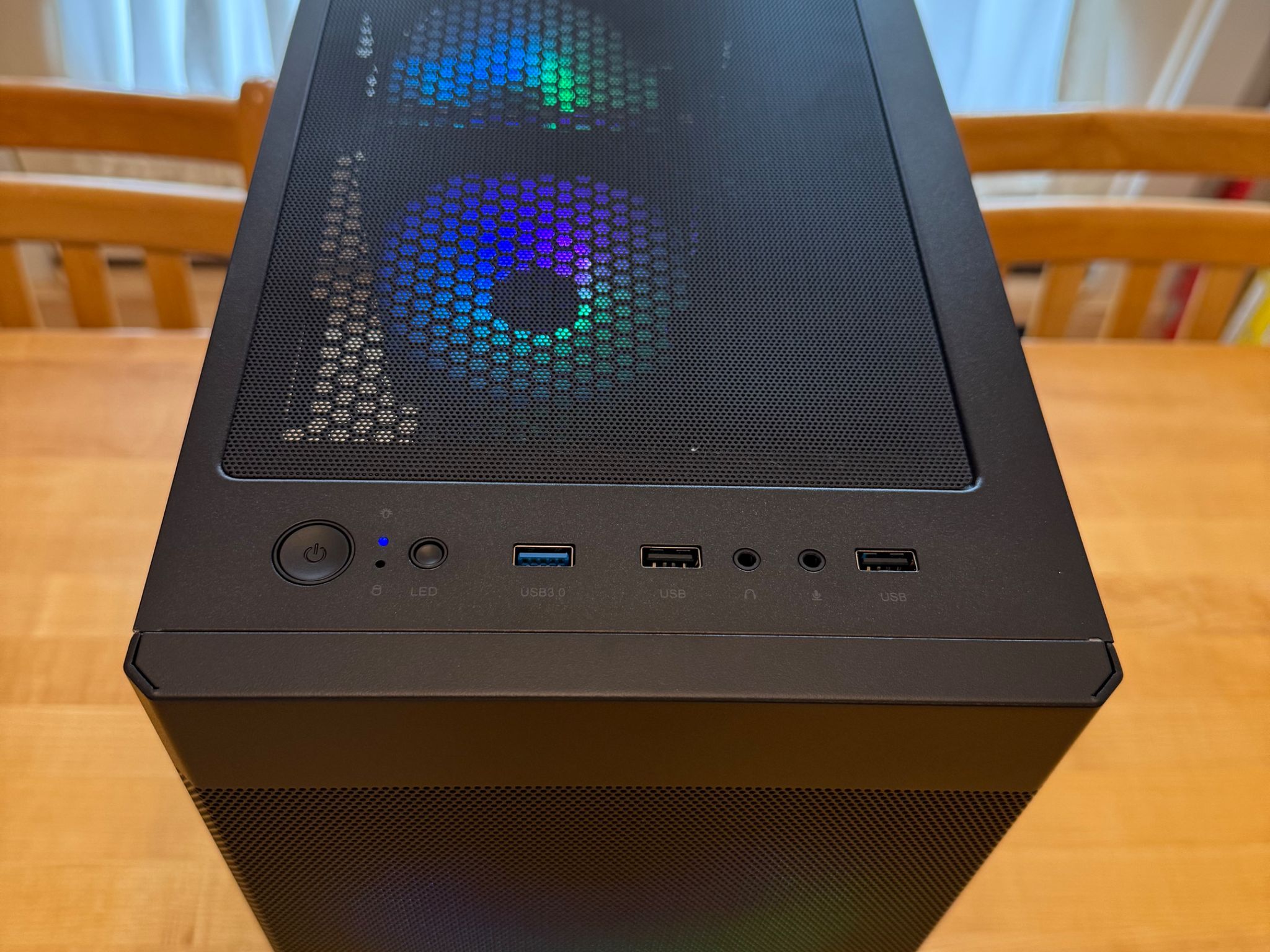 🐳| RTX 3050 8gb, Ryzen 2600, 16gb DDR4, 512gb SSD, ARGB, WiFi Equipped Gaming PC