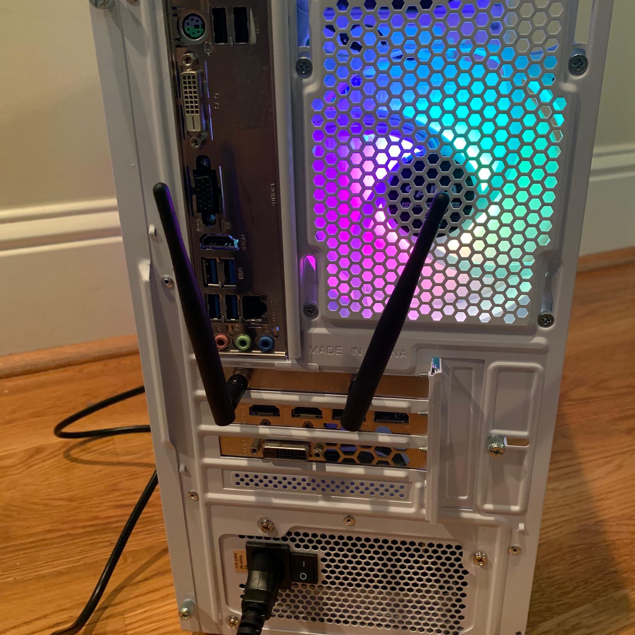 RYZEN 2300x RX 580 FORTNITE READY GAMING PC WHITE WiFi aRGB 16GB RAM 1000GB SSD WINDOWS 10
