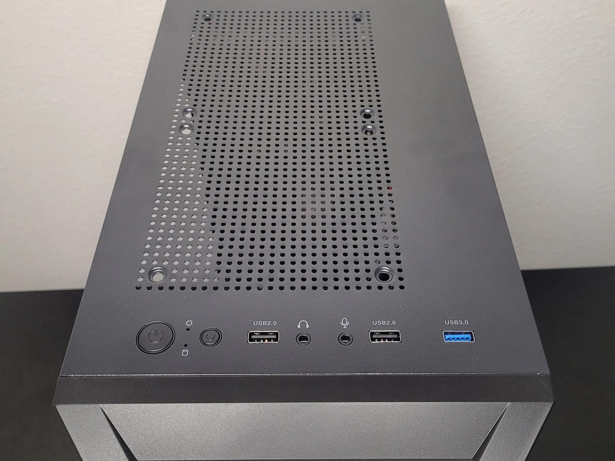 Budget Gaming PC // Xeon (12core, 24thread) // 1660 Super // 1TB SSD // 16GB DDR4