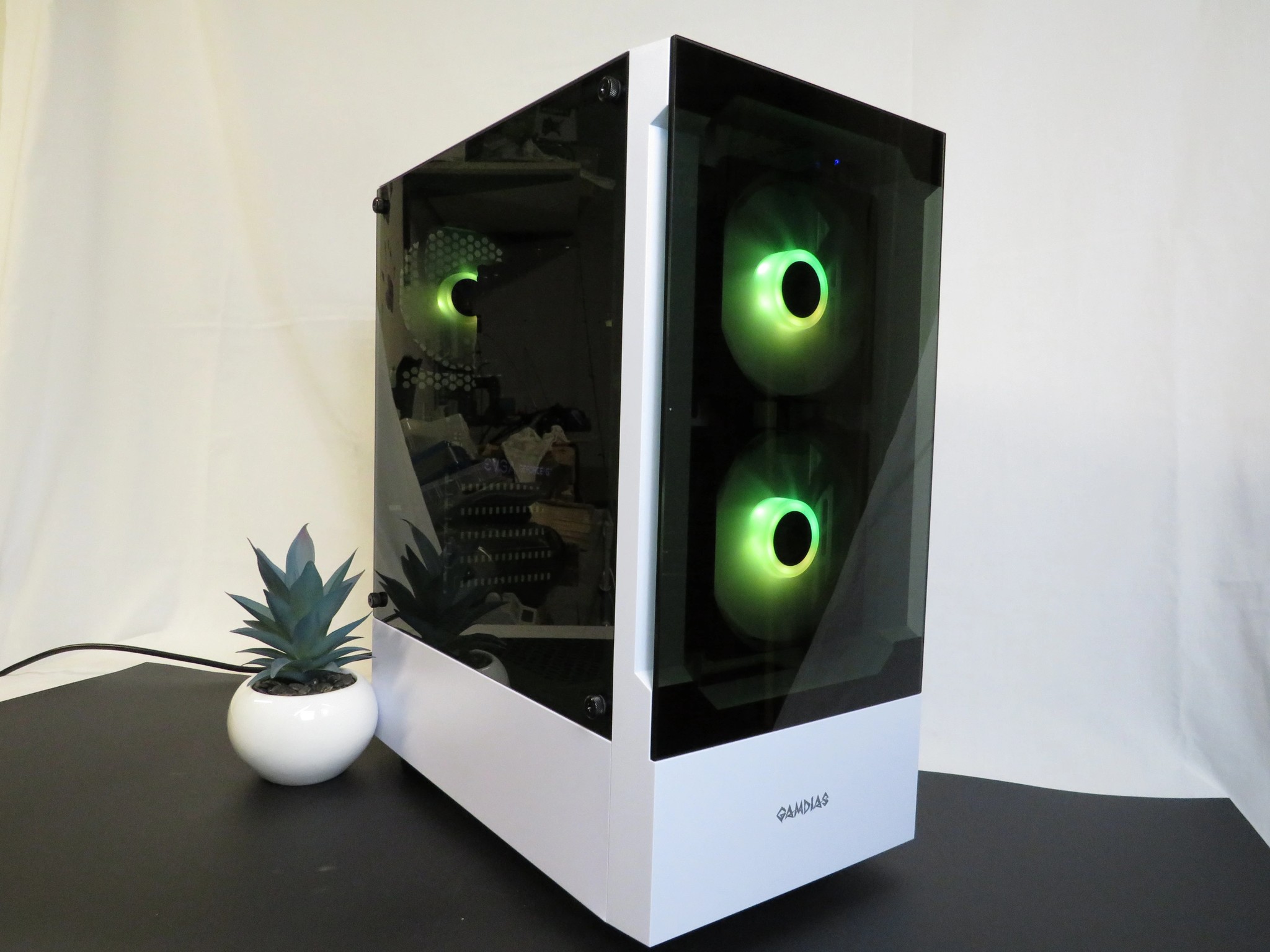 Summer Sale! Awesome Budget Gamer! Intel Xeon E5 2680 V4 + GTX 1070 SC + 32 GB DDR4 + 1 TB SSD