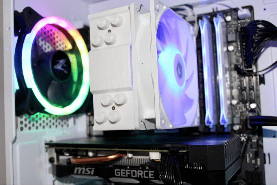 White Budget PC | Intel 10100F | GTX 1660TI 