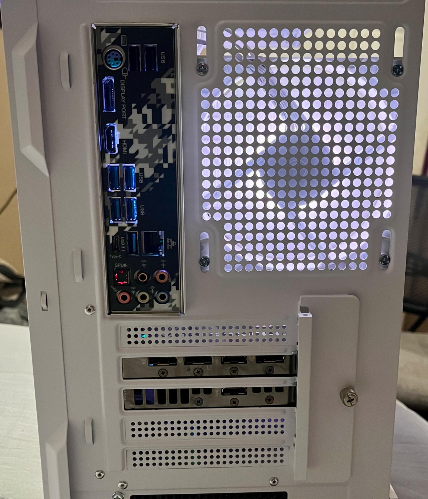 High End Gaming PC |RTX 3070 // Ryzen 5500 // 1TB NVME SSD|