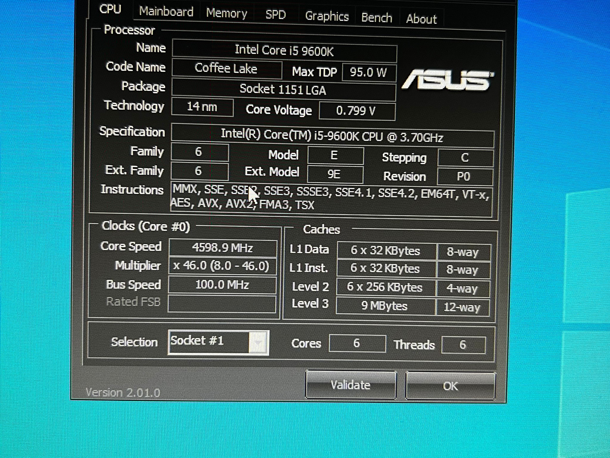 Red Liner (GTX 1070 + I5 9600KF)