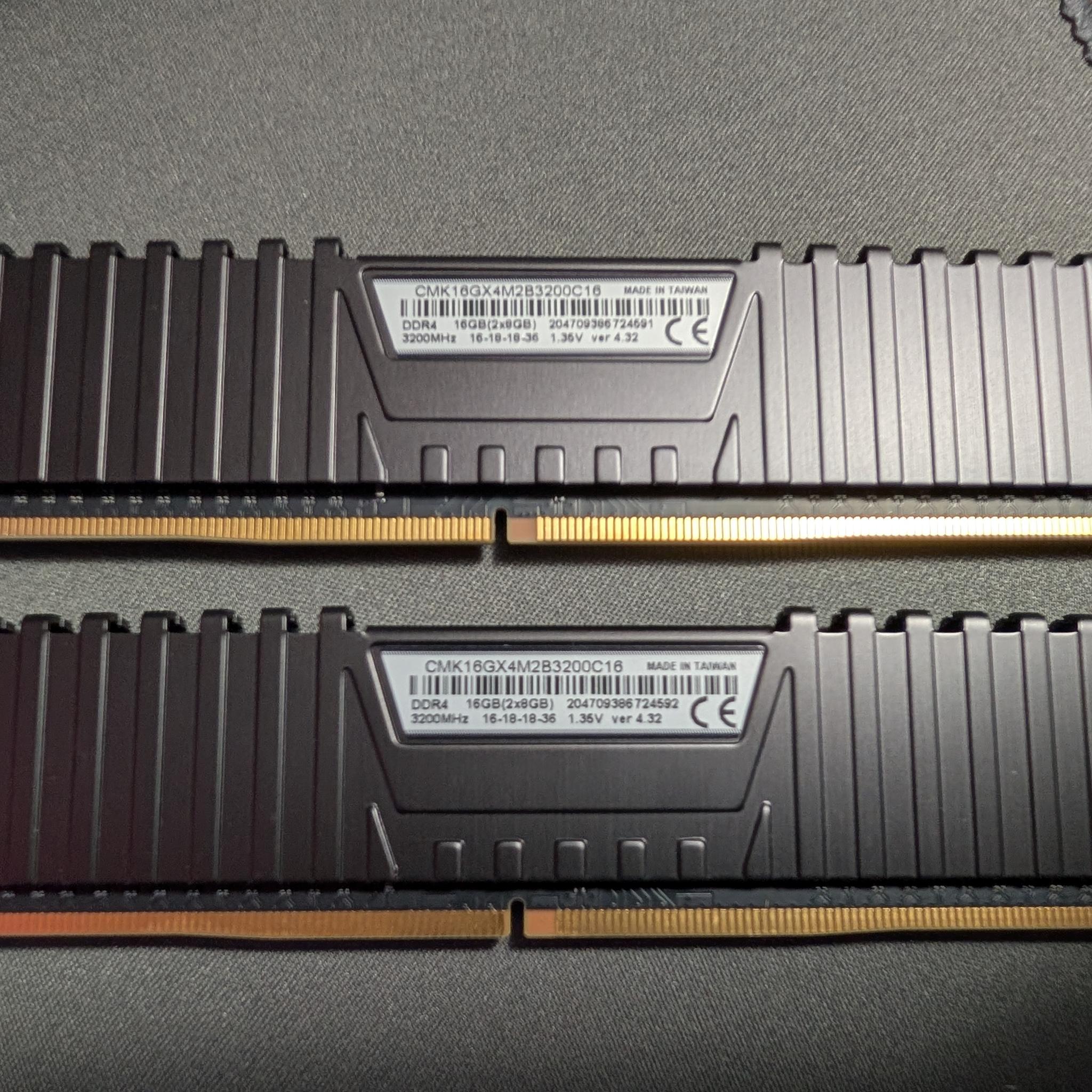 Corsair Vengeance LPX 16GB (2x8GB) DDR4 3200 CL16 RAM