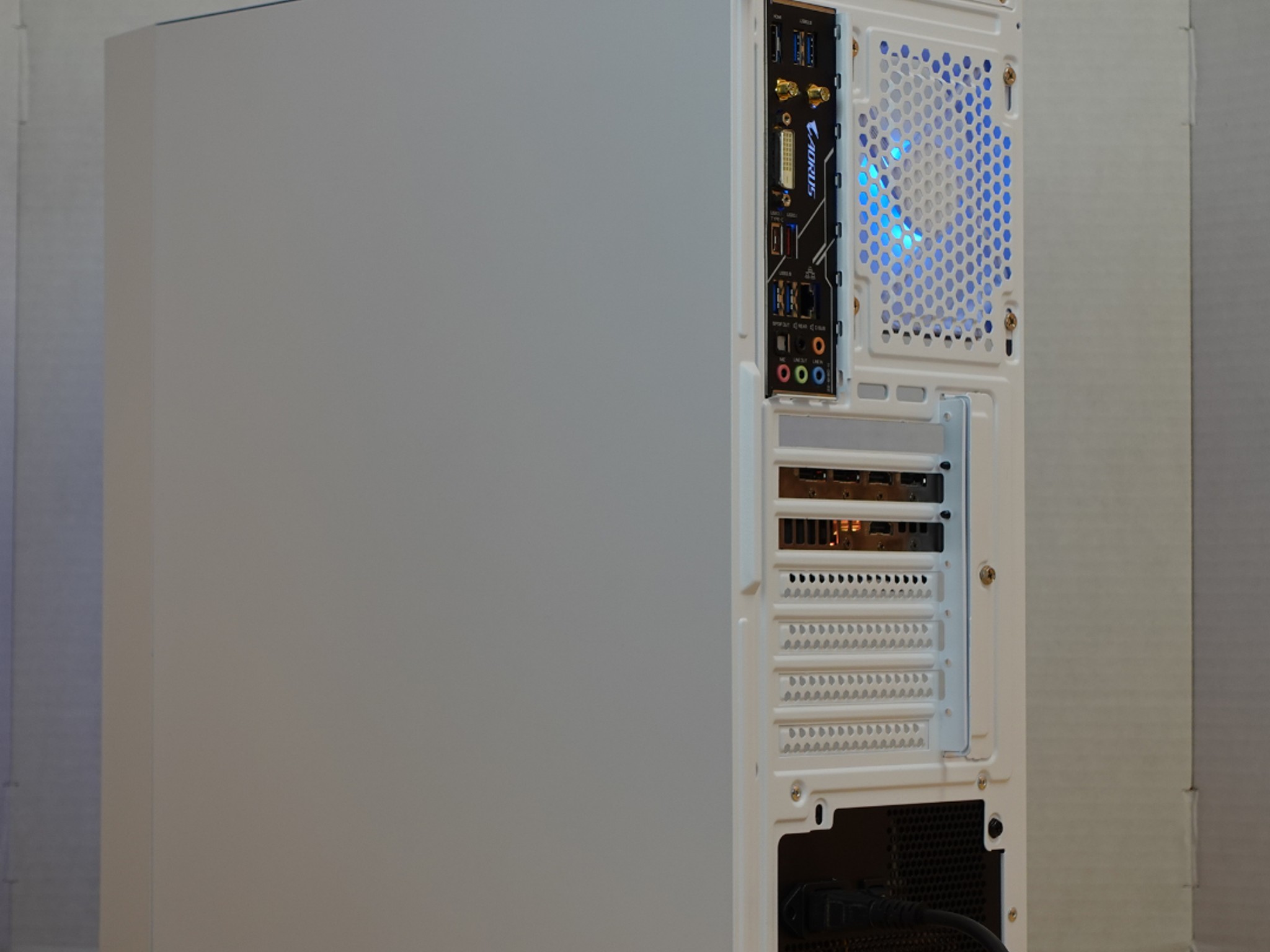 Ryzen 5 3600 • RTX 3070 • 16GB DDR4 • Gaming PC