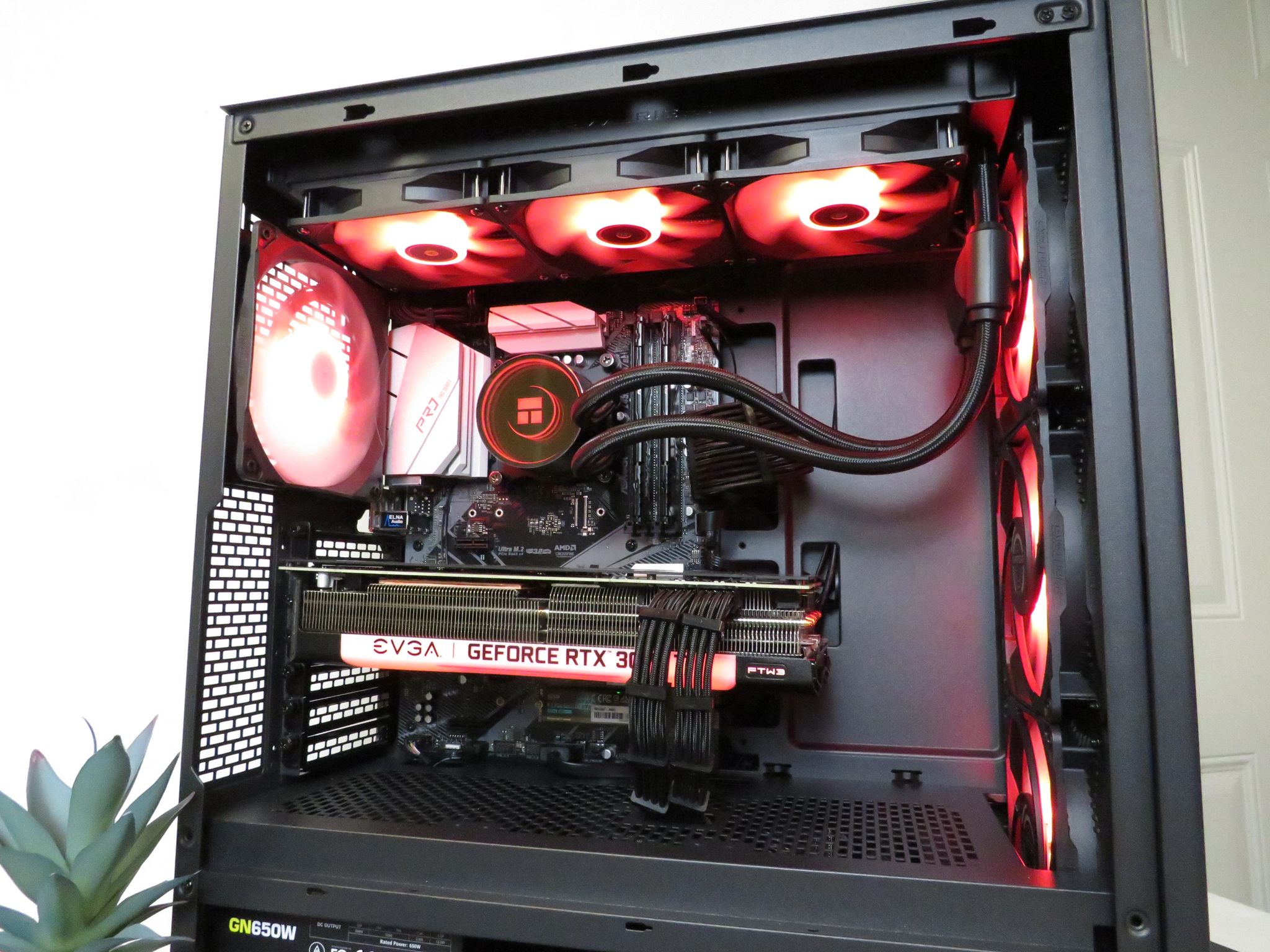 Water Cooled Performance: EVGA FTW3 Ultra RTX 3070ti + Intel i5 10400f + 32 GB DDR4 RAM + 1 TB NVME