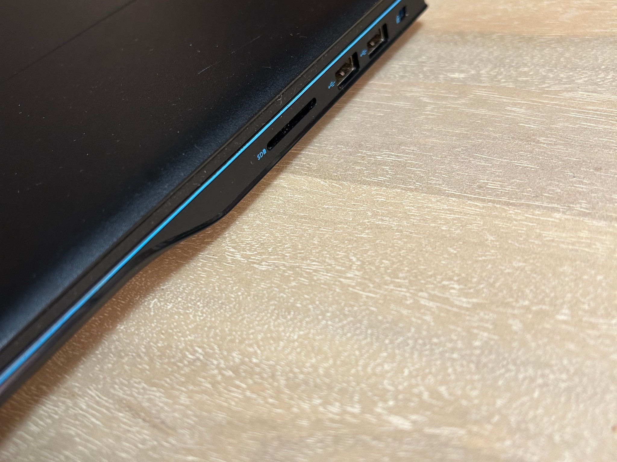Dell G3 3590 / Core i5-9300H Dual Channel 16GB/512GB GeForce GTX 1660 Ti MaxQ - Cleaned & Repasted