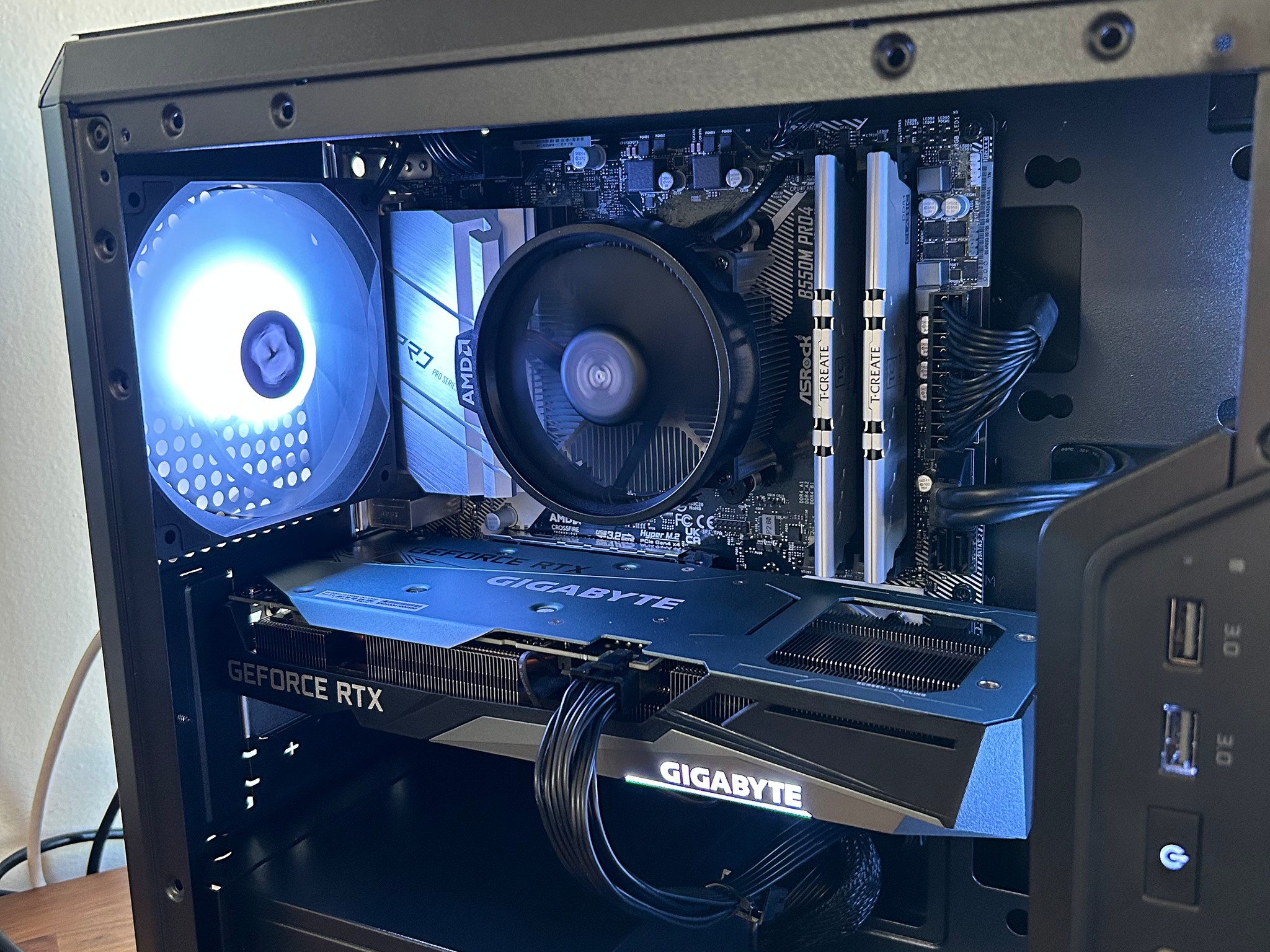 RTX 3060 12GB | Ryzen 5 3600 | 1TB SDD | Entry Level Beast V20