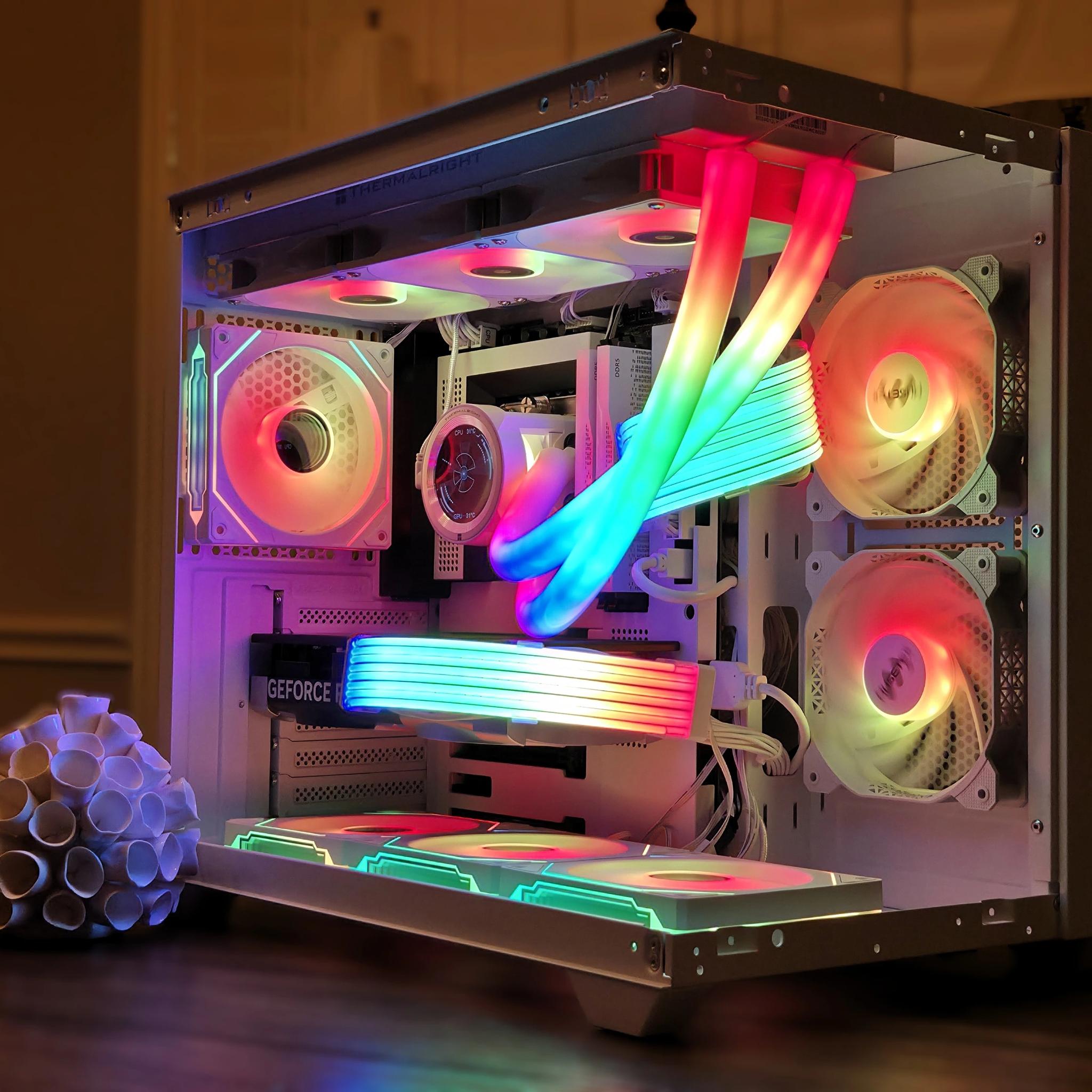 🐶 The Dalmatian 🐶 | i5-14600KF | RTX 5070 | LCD AIO | 32GB DDR5 | 2TB SSD