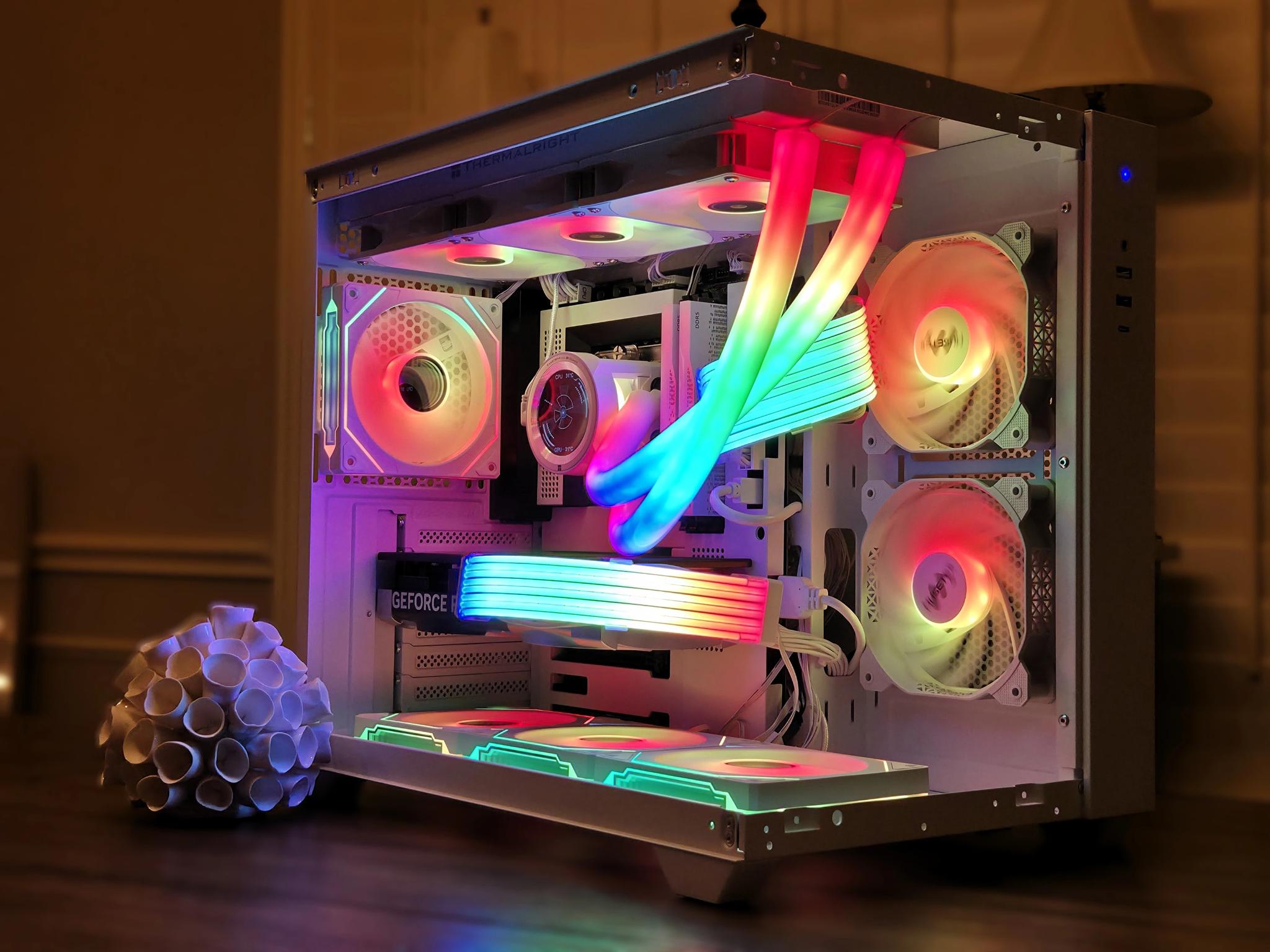 🐶 The Dalmatian 🐶 | i5-14600KF | RTX 5070 | LCD AIO | 32GB DDR5 | 2TB SSD