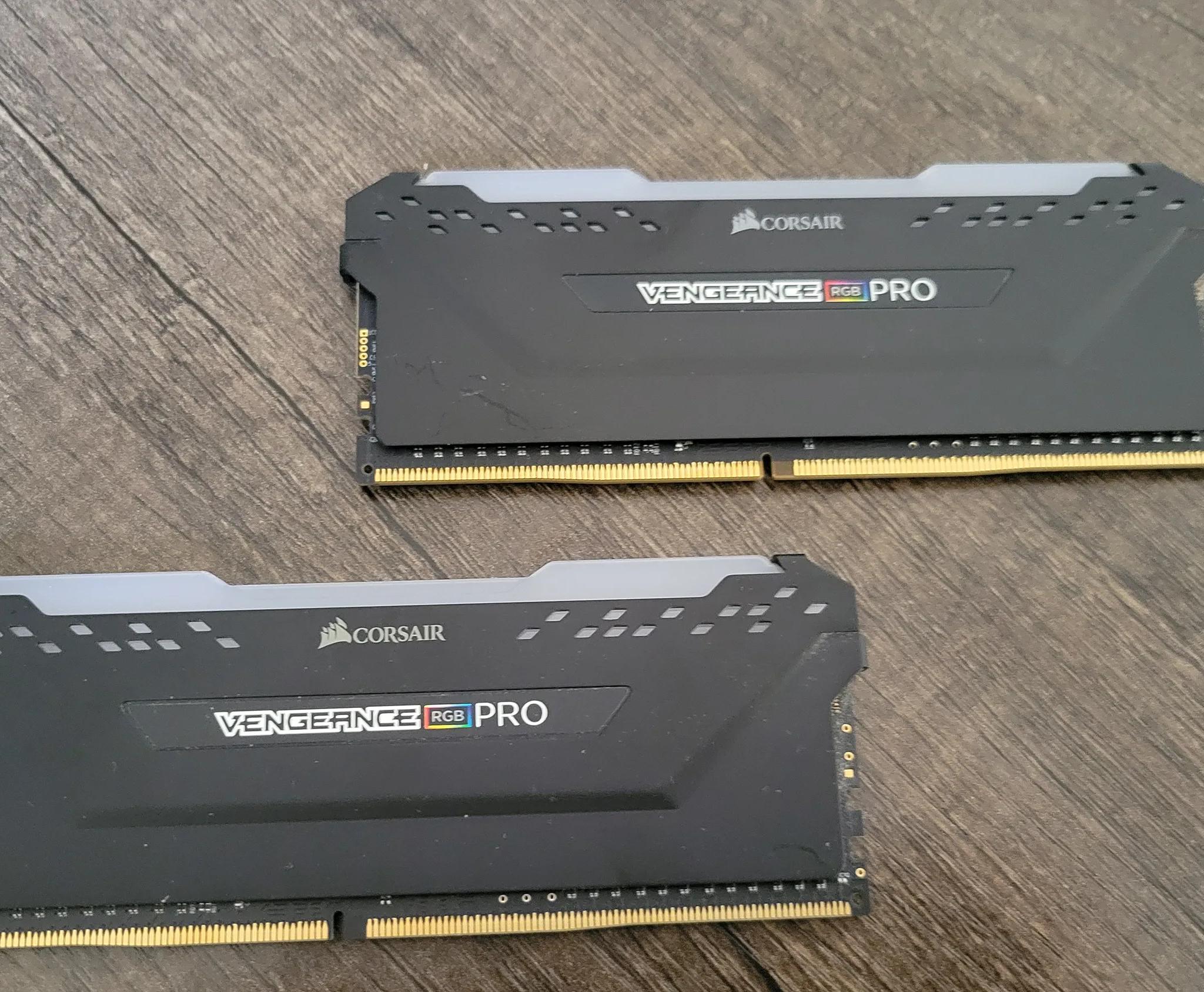 Another Corsair vengeance RGB Pro 16GB (2 x 8GB) DDR4 3200 (PC4 25600) CAS latency 16, PC425600
