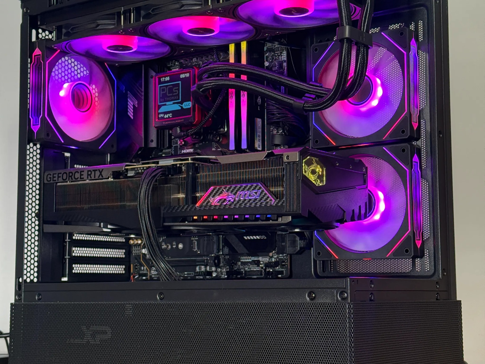 RTX 5090 Flagship Gaming PC Ryzen 9800x3d 64GB DDR5 4TB NVME