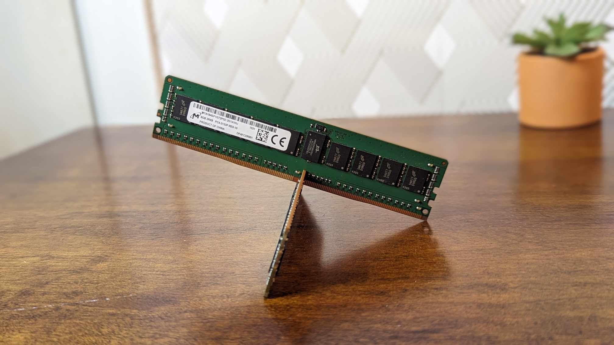 Micron Crucial RAM 2x8GB DDR4 2133MHz