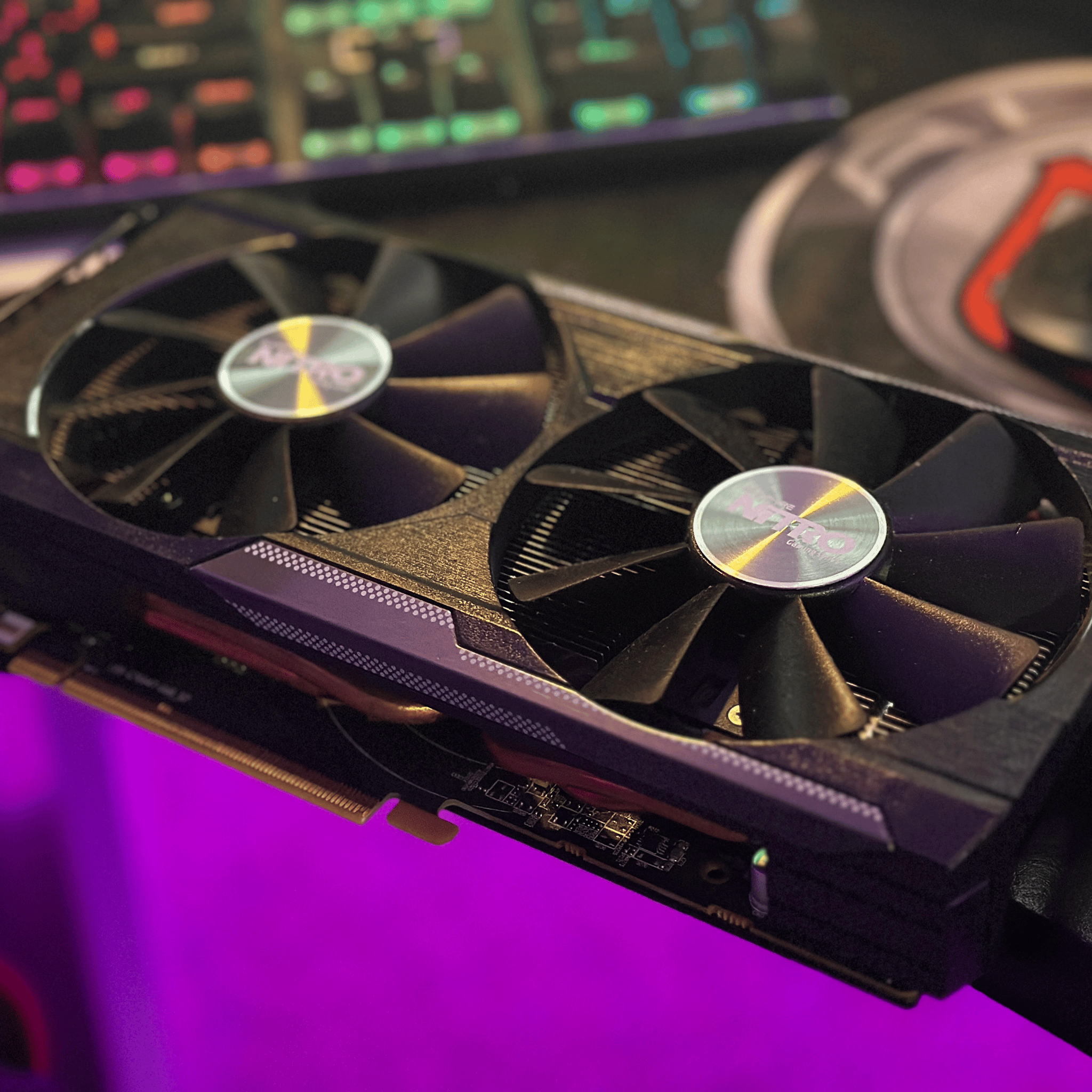 Sapphire Nitro AMD Radeon R9 380X 4GB GDDR5 graphics card (Elpida)