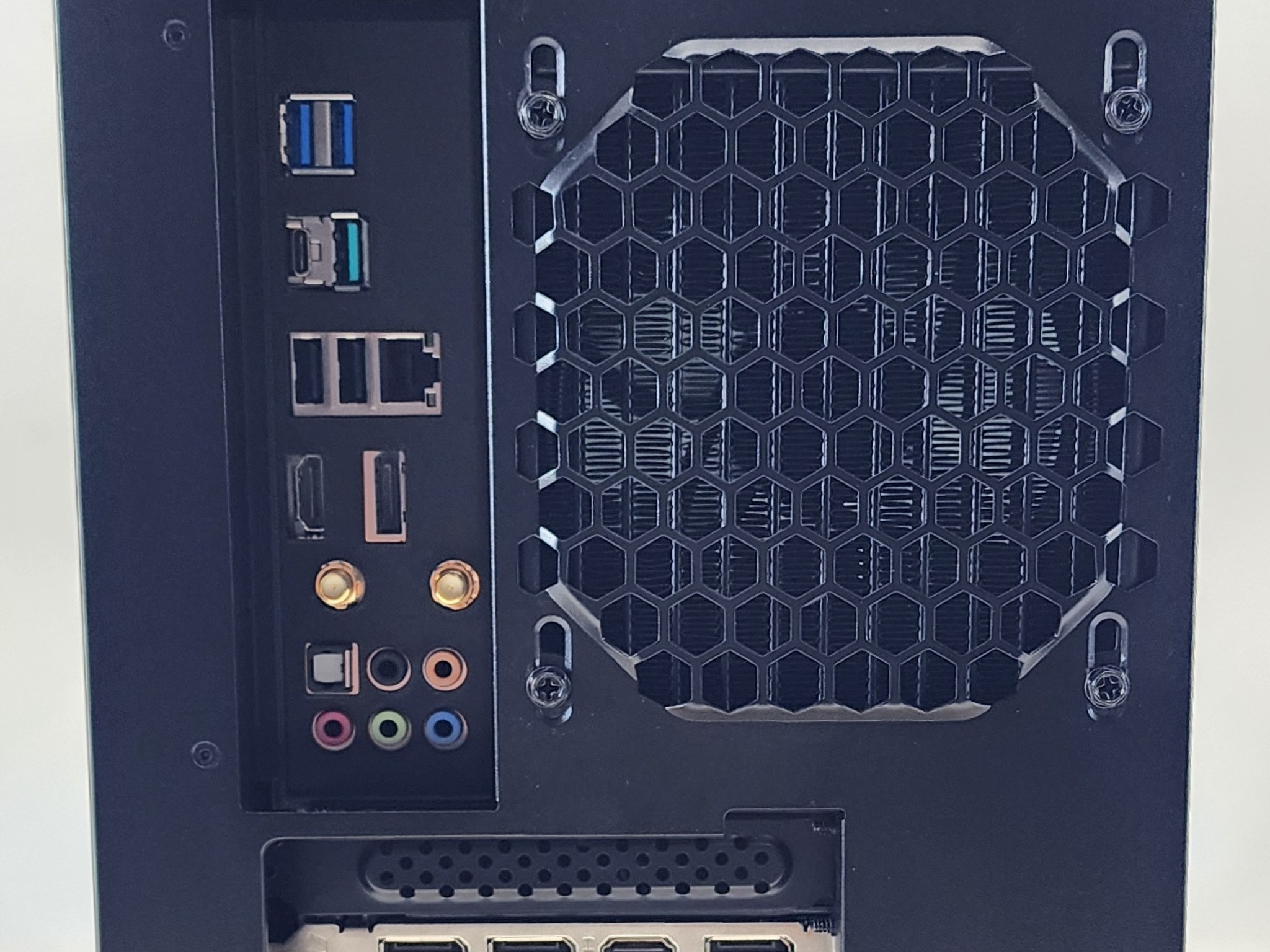 Gaming PC Ryzen 7 3700X 16GB RAM 1TB SSD GTX 1660 SUPER 6GB Windows 11 Computer