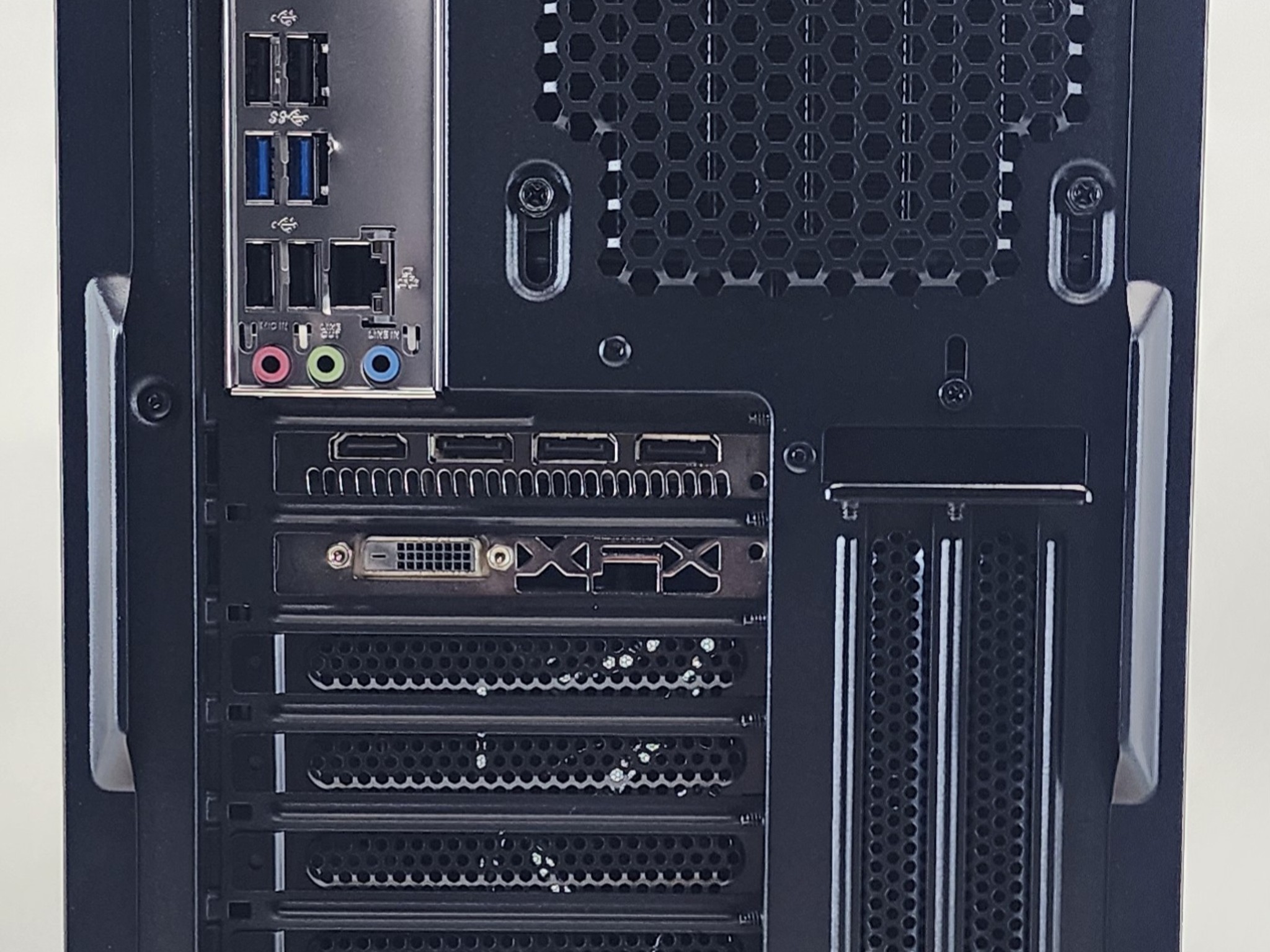 Gaming PC i3-10105F 8GB RAM 128GB SSD + 500GB HDD RX 470 8GB Windows 11 Computer