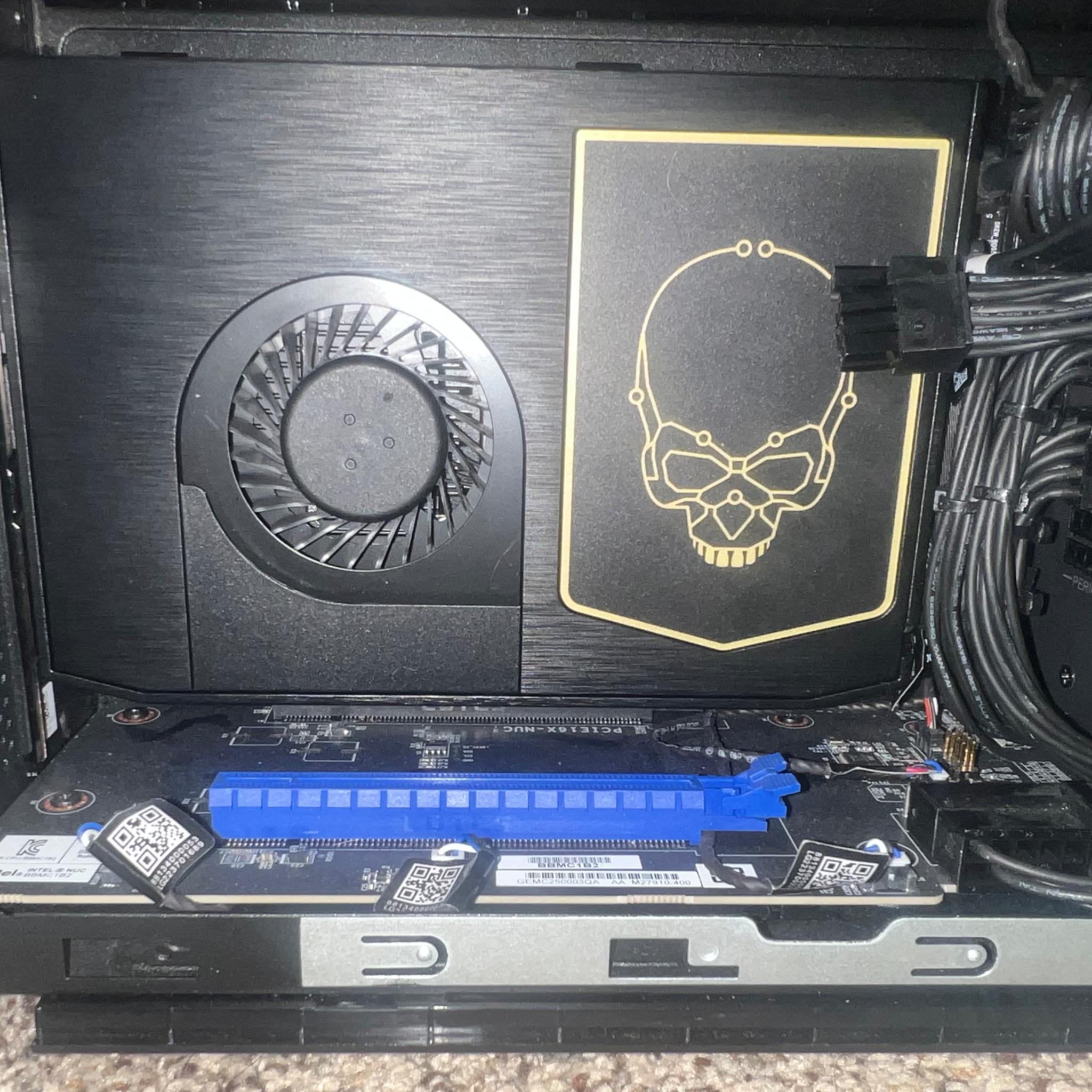 Intel nuc 12 extreme i7