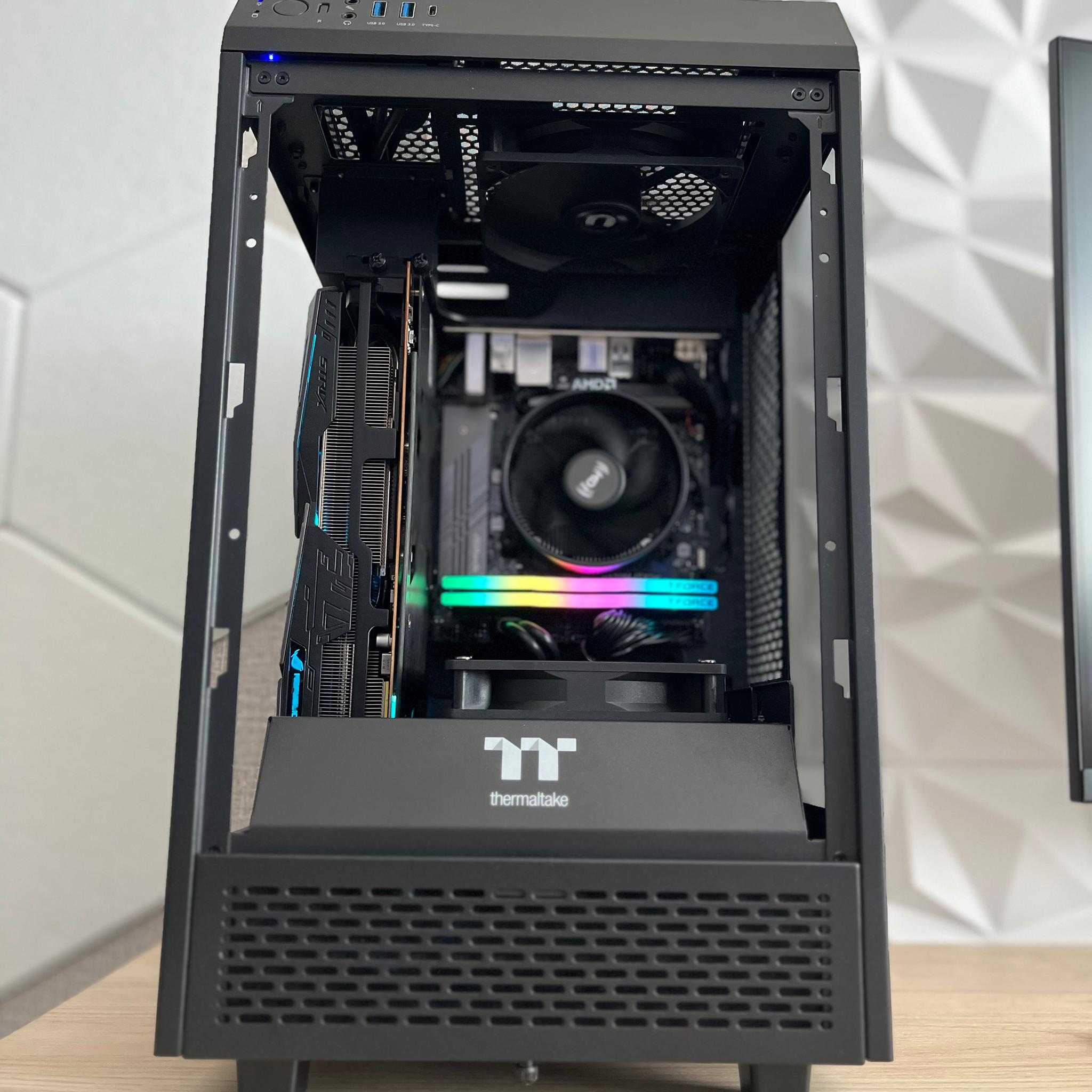 "KNIGHT" CUSTOM PC | RYZEN 5 3600 | RX 5700XT | RAM DDR4 16GB | WIN 11 PRO | PURE PERFORMANCE