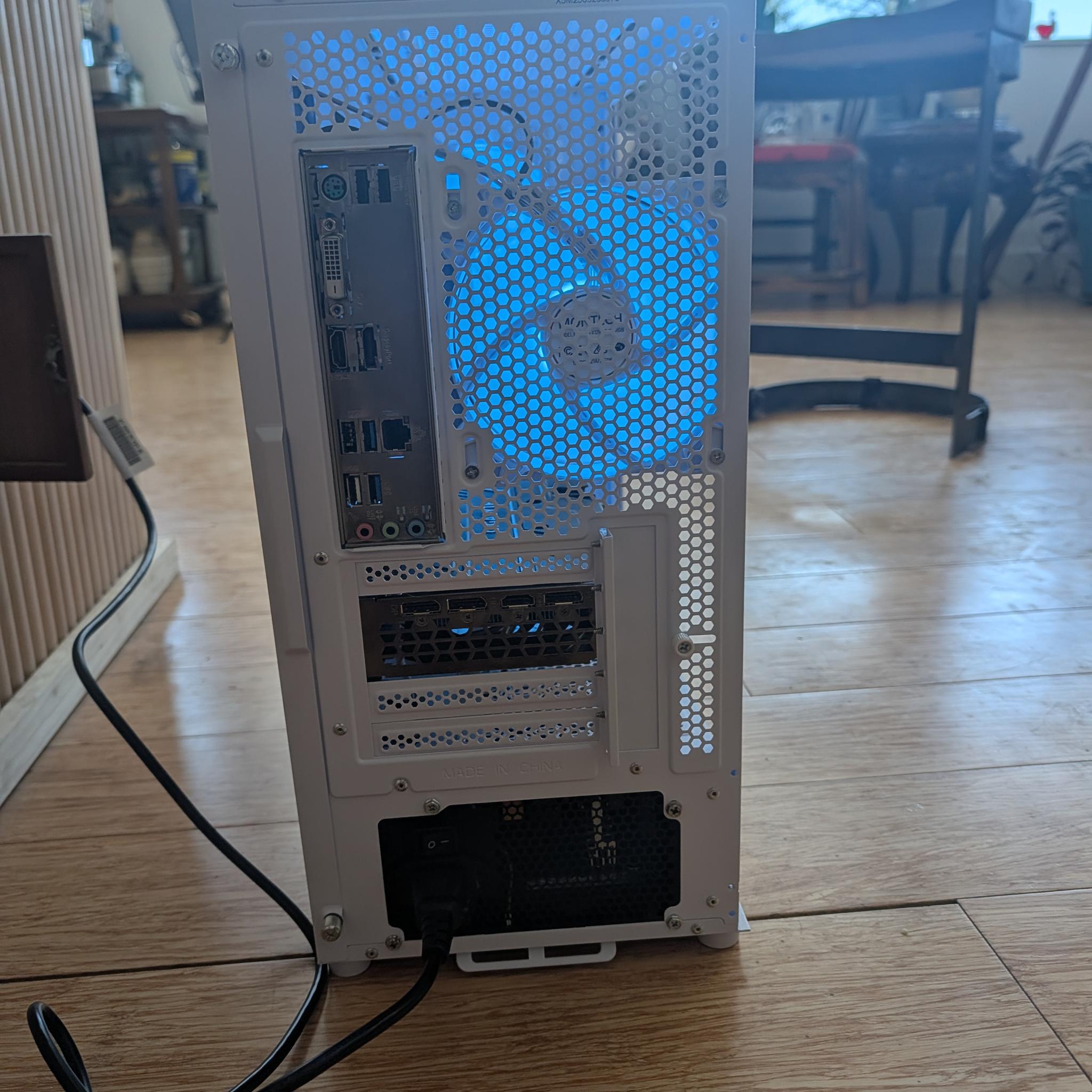 Custom Mid-range gaming PC | RTX 2060 | R5 5500 | 16GB | 512GB |