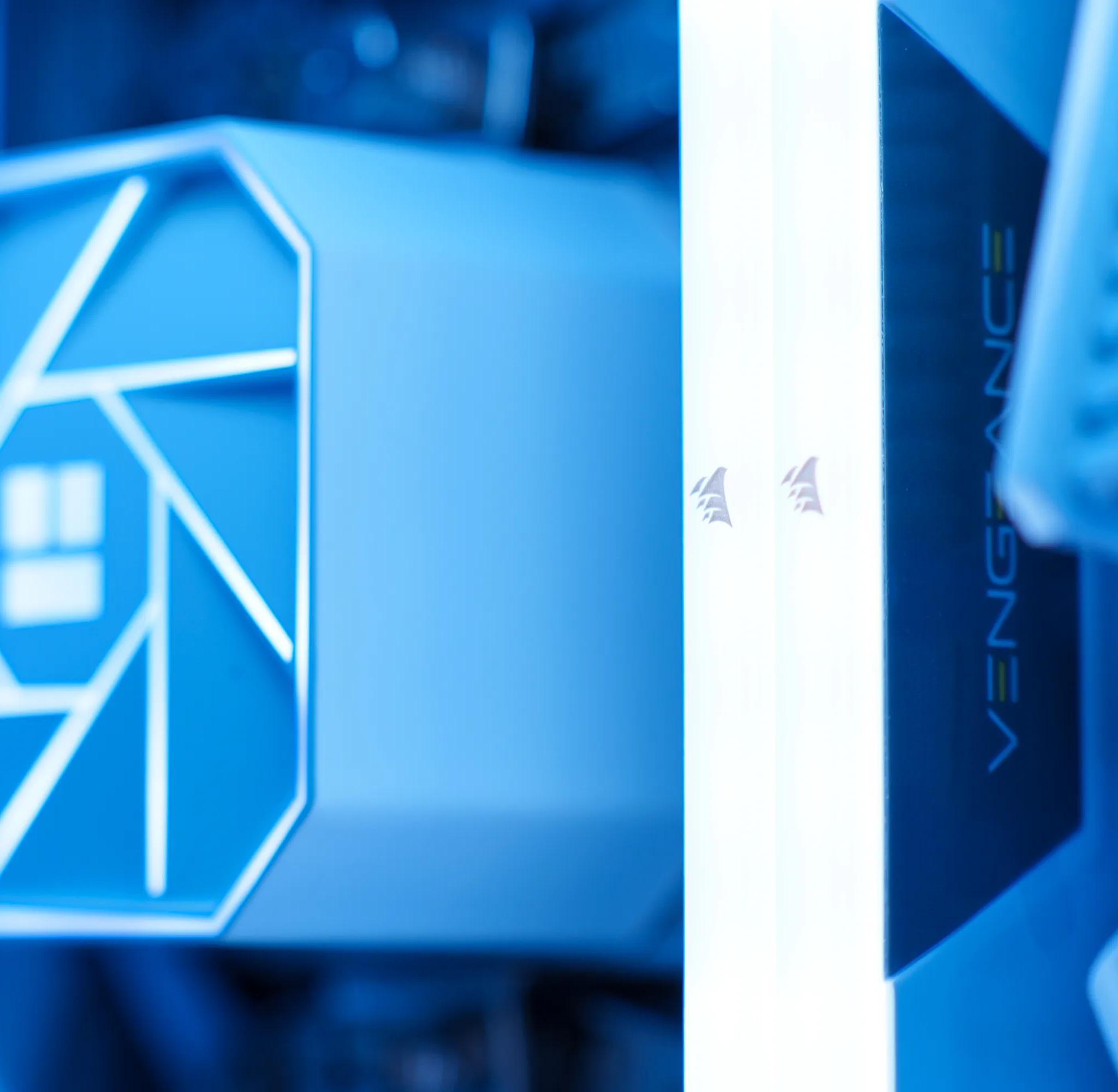 RTX 5070/Ryzen 5 9600x Gaming PC in White Case with Wood Slats | 32GB DDR5 | 2TB | 240 AIO | RGB