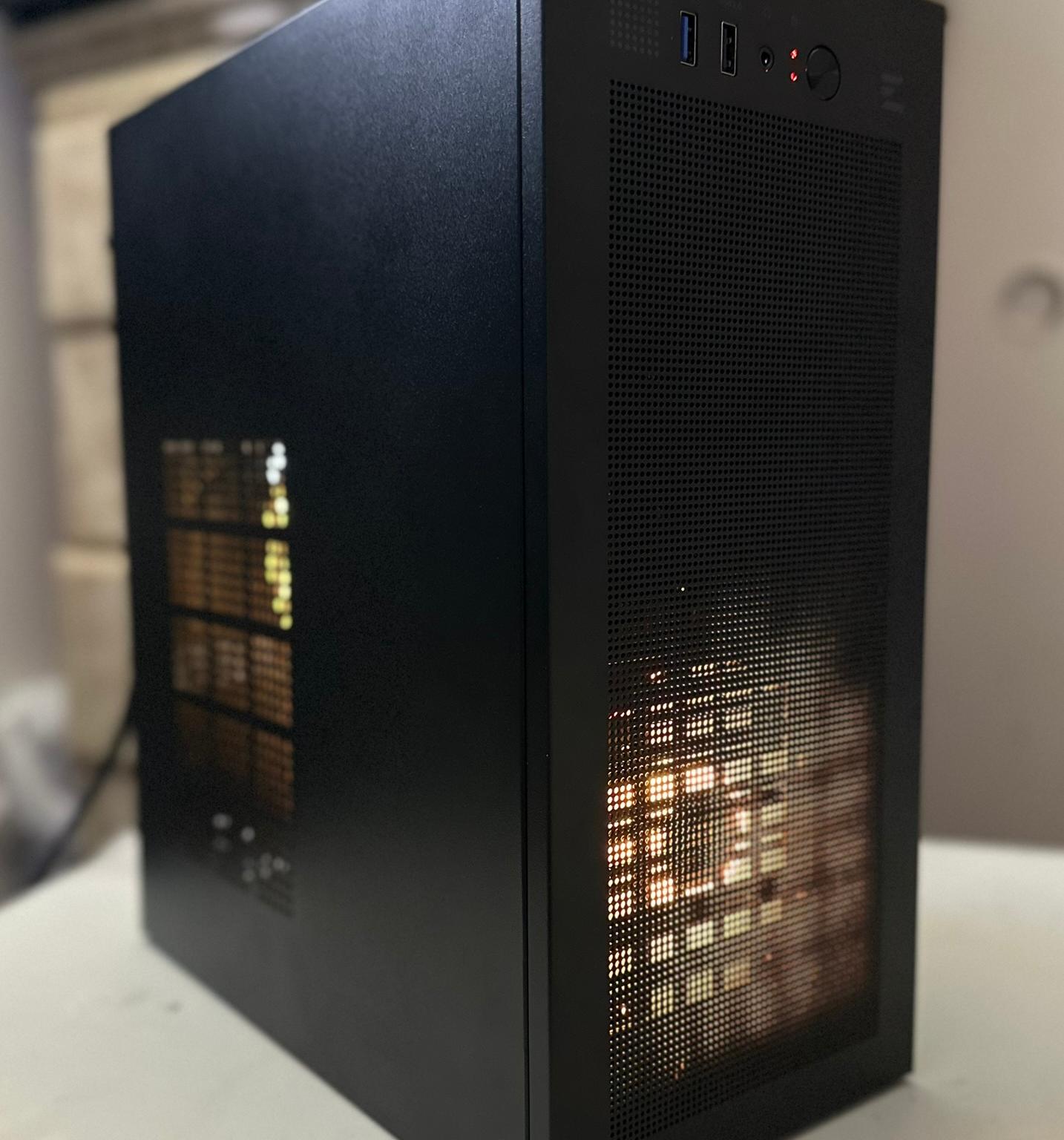 Ryzen 7 3800XT / RTX 5060 / 1TB NVME / 32GB RAM