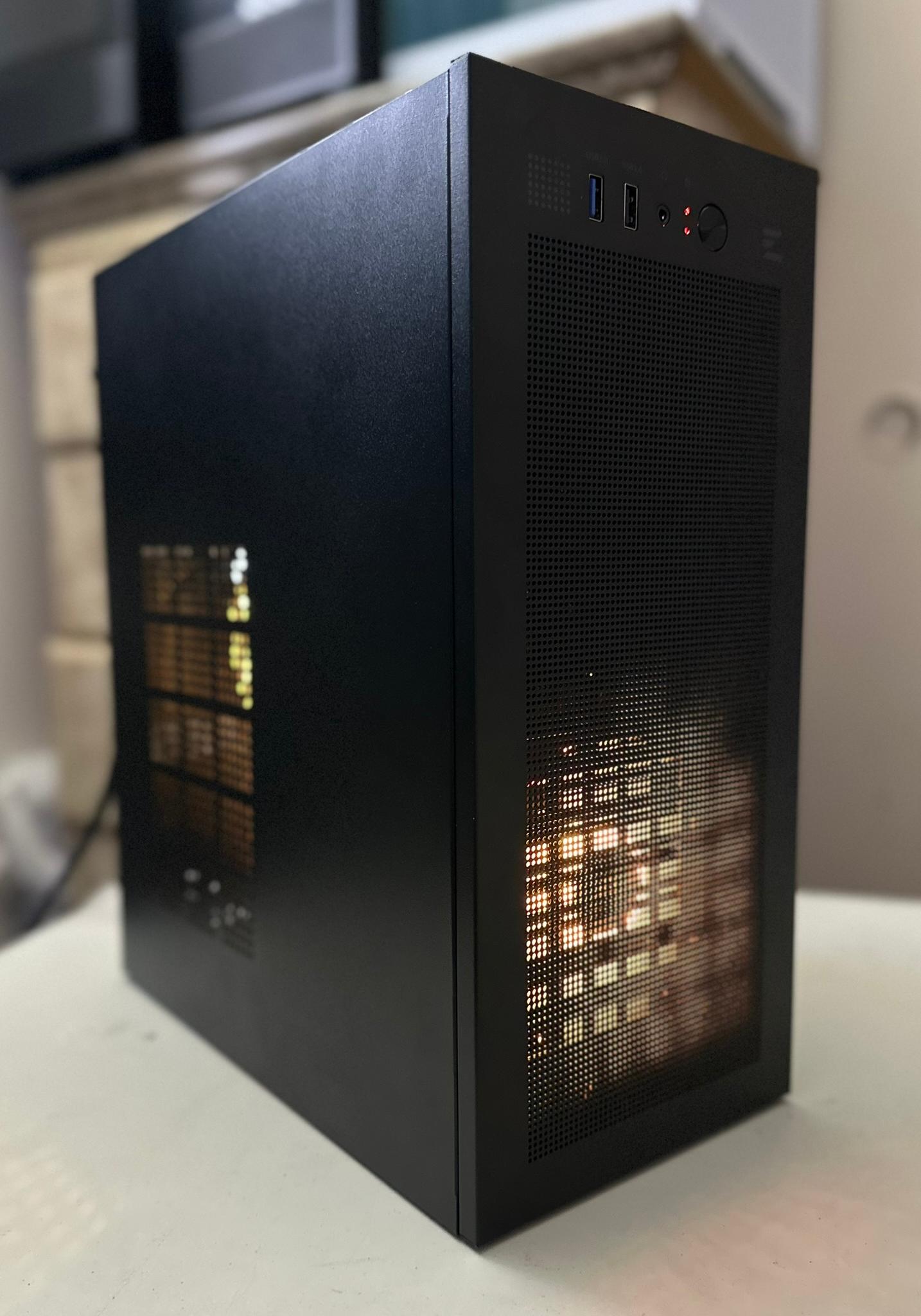 Ryzen 7 3800XT / RTX 5060 / 1TB NVME / 32GB RAM